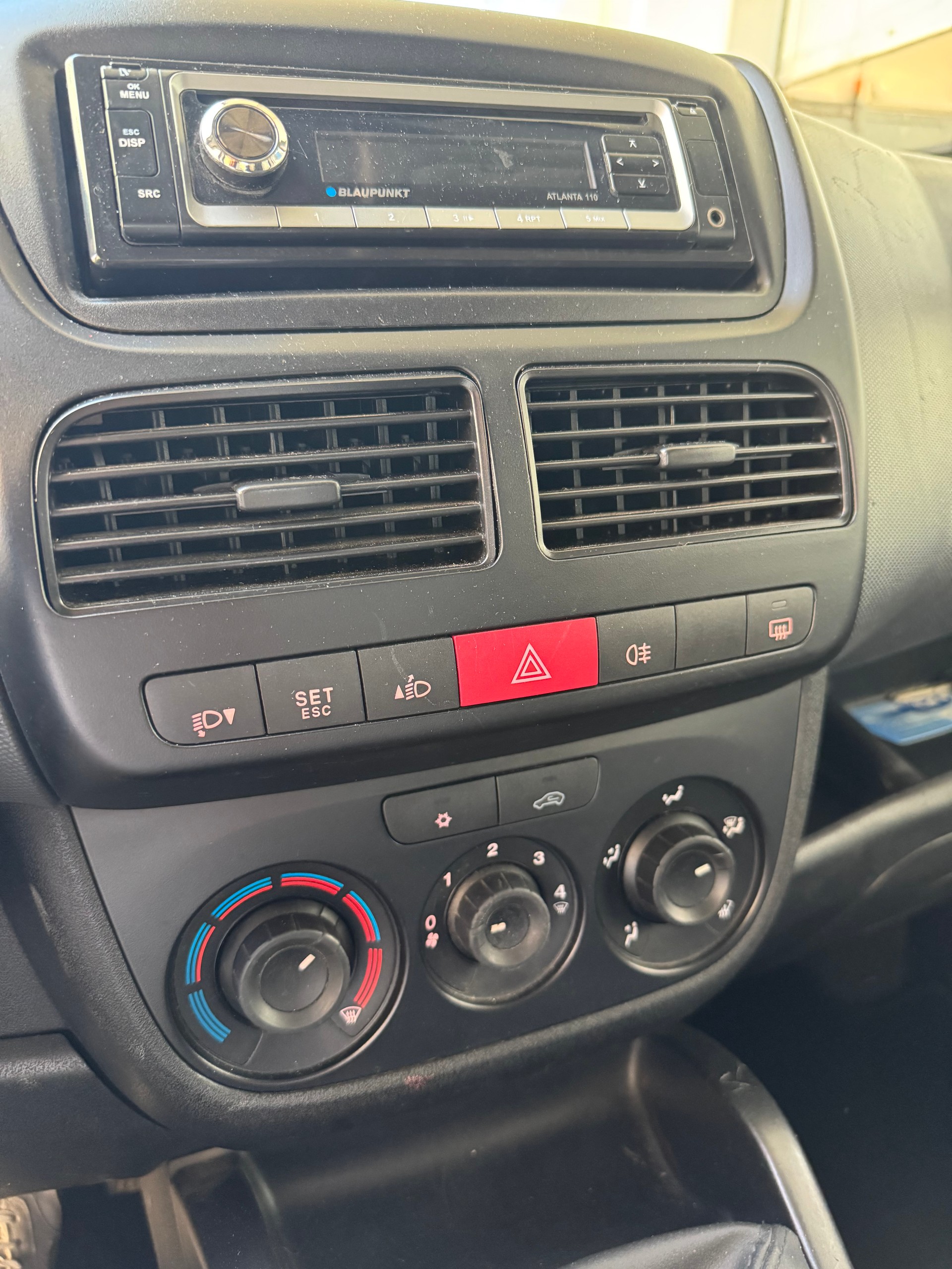 FIAT Doblò 1.6 JTD Dynamic-image-11