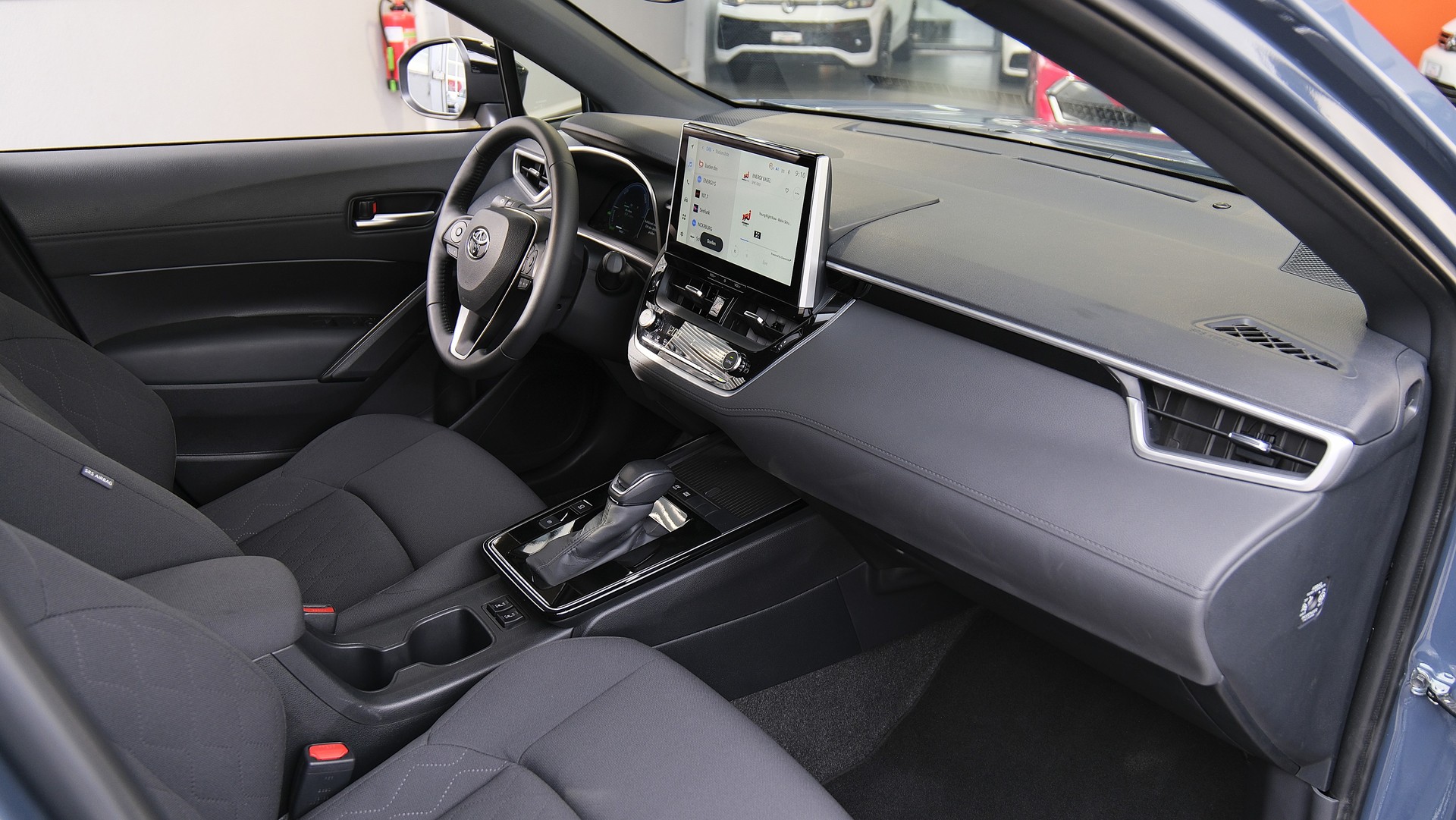 TOYOTA Corolla Cross 2.0 Trend e-CVT-image-14