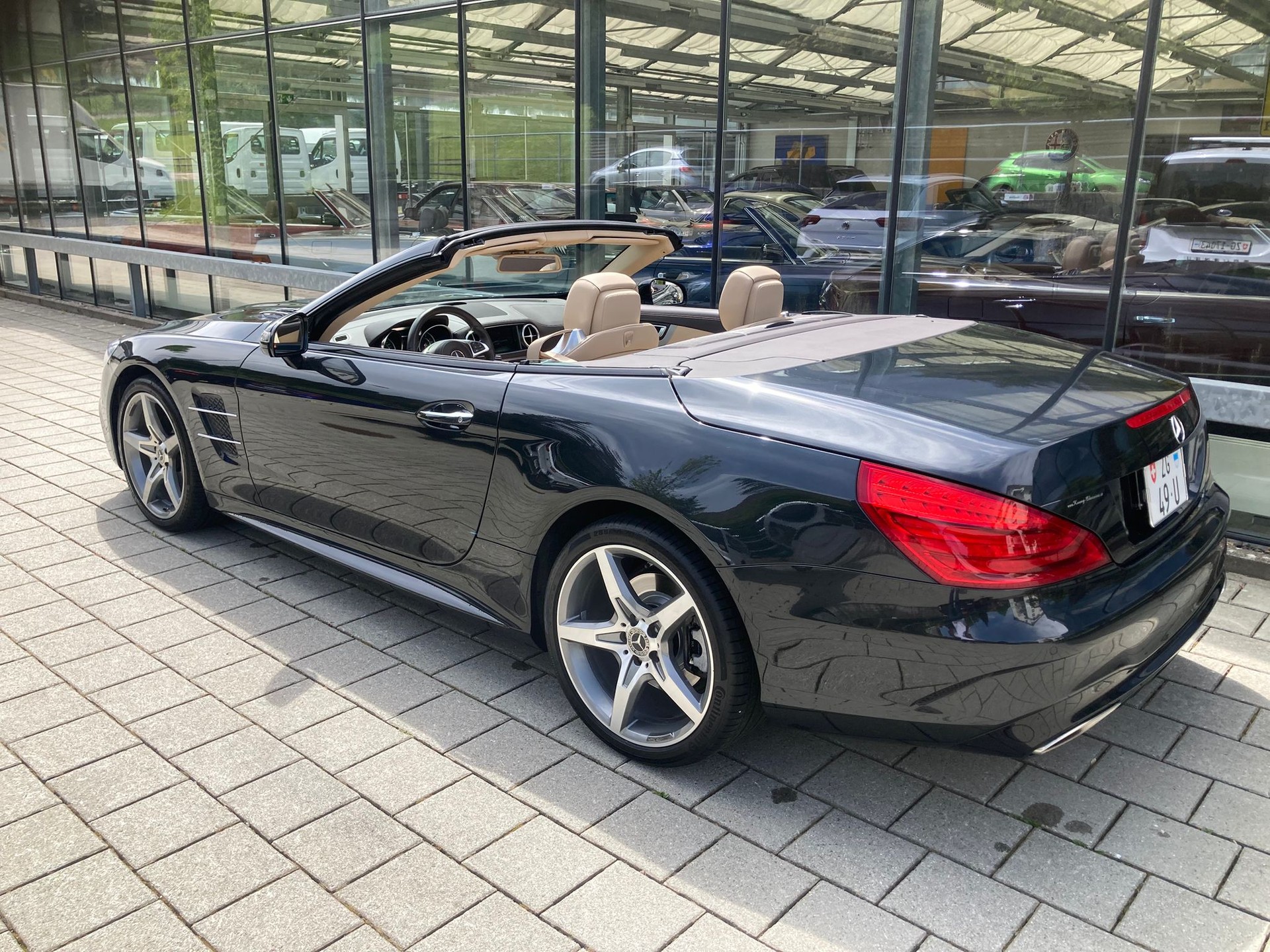 MERCEDES-BENZ SL 400 9G-Tronic-showroom-element-2