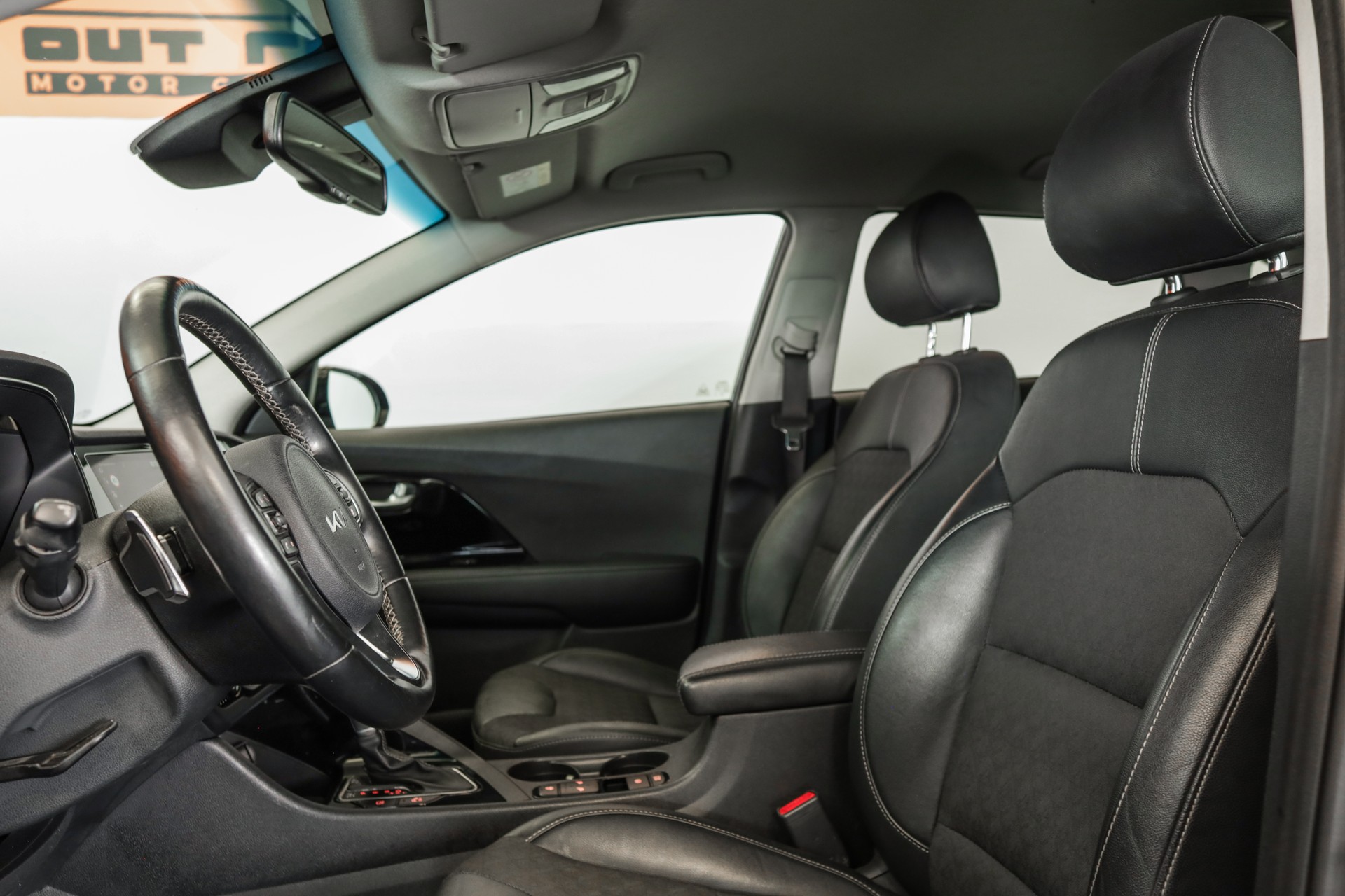 KIA Niro 1.6GDi Hybrid Power DCT-image-7