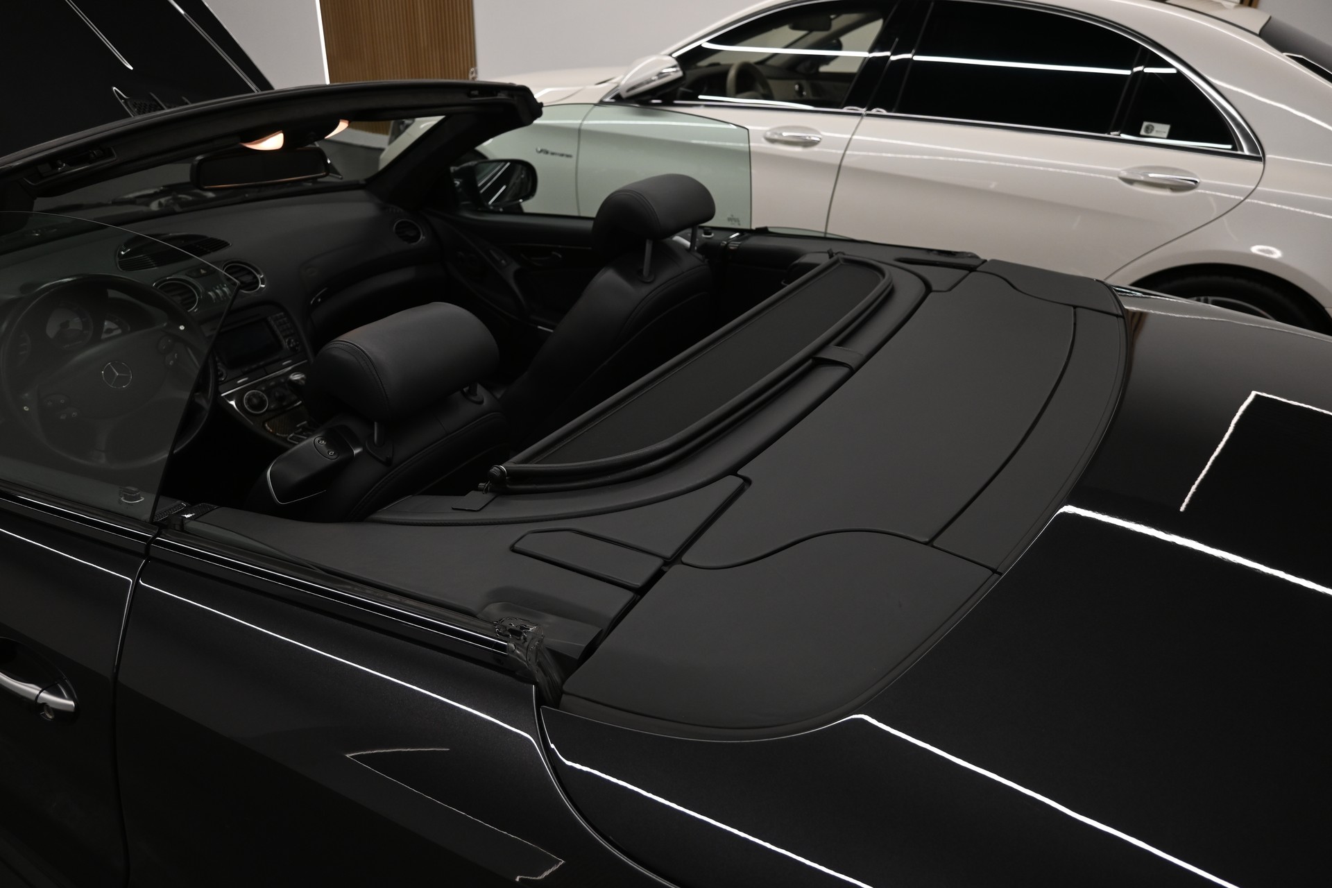 MERCEDES-BENZ SL 65 AMG Automatic-image-15