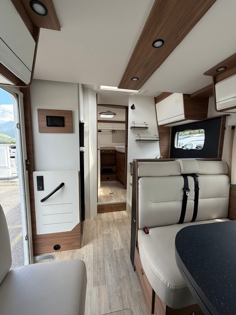 PILOTE P746GJ Expression-image-10
