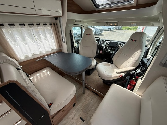 PILOTE P746GJ Expression-image-7