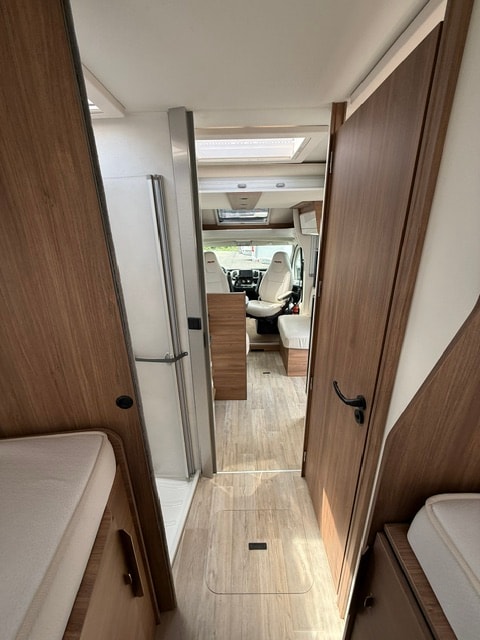 PILOTE P746GJ Expression-image-11
