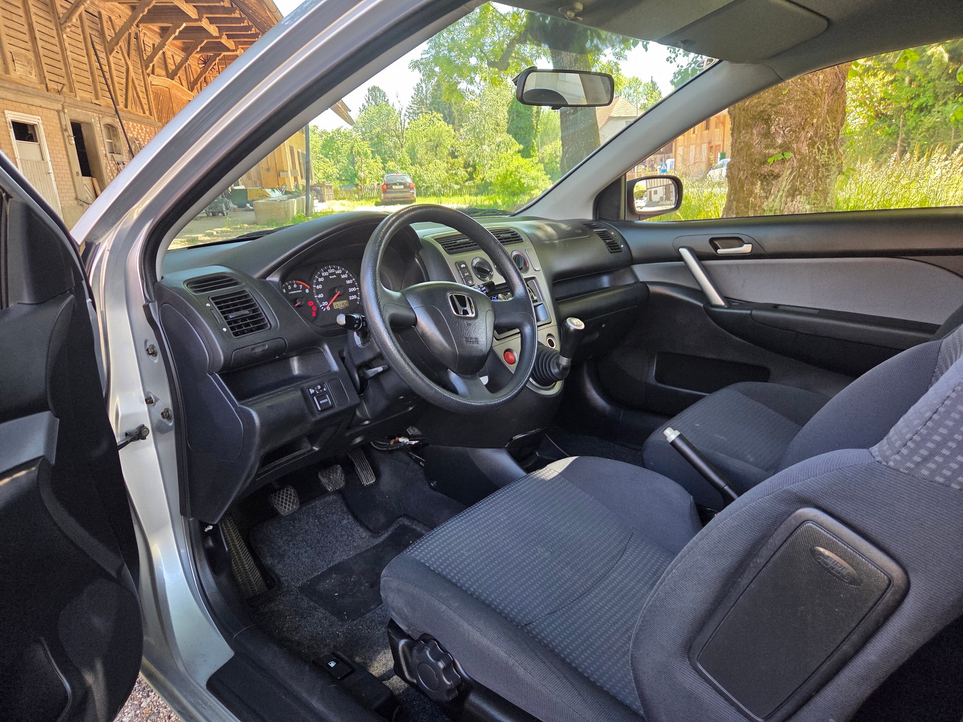 HONDA Civic 1.4i LS-image-4