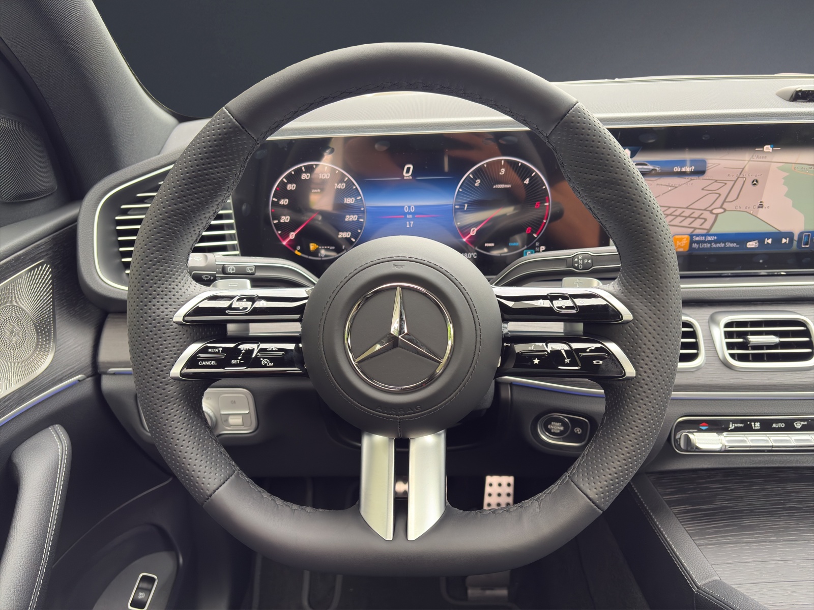 MERCEDES-BENZ GLE 300 d 4Matic 9G-Tronic-image-15