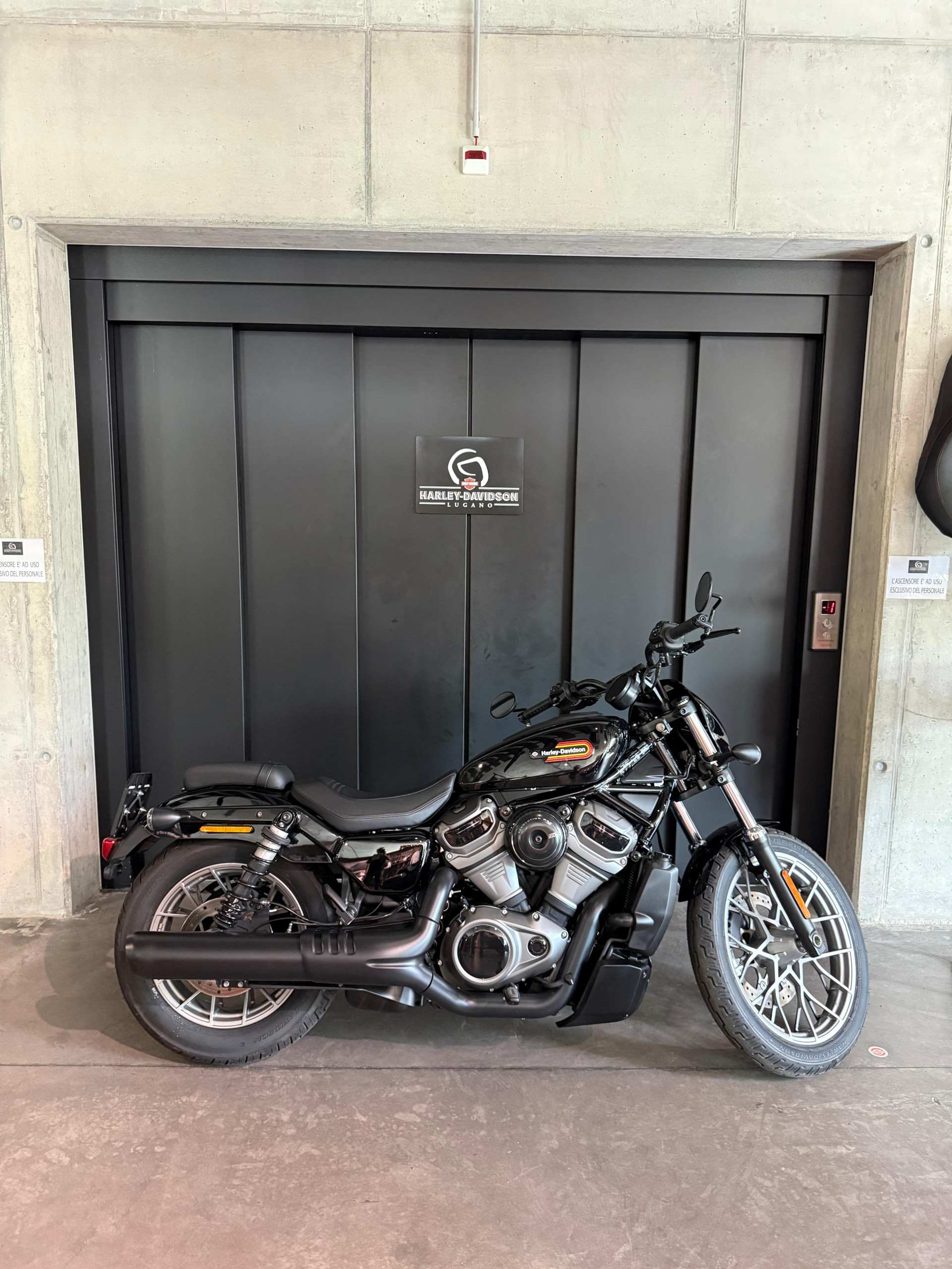 HARLEY-DAVIDSON RH 975 Nightster Special