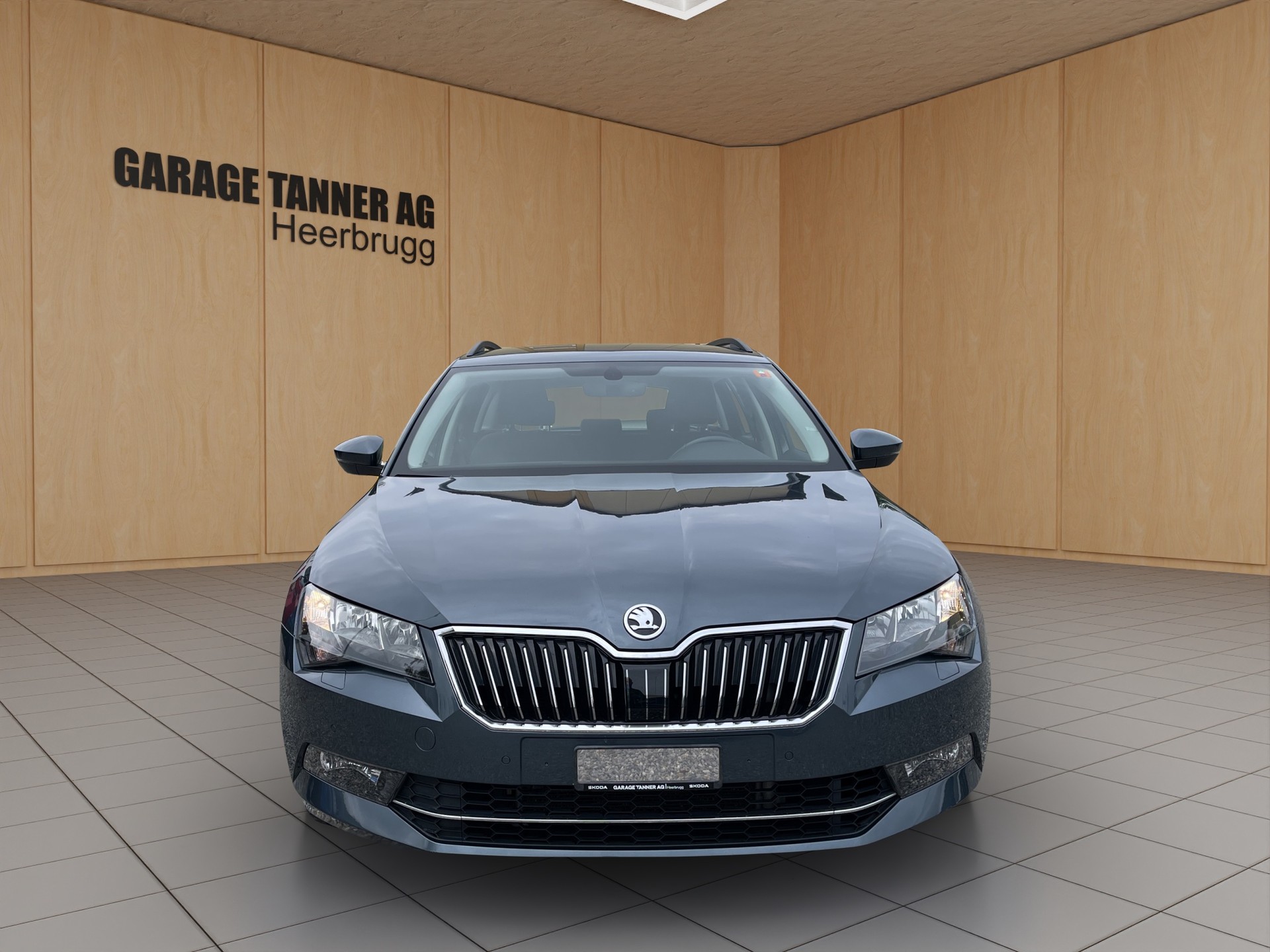 SKODA Superb Combi 2.0 TSI Ambition DSG 4x4-showroom-element-1