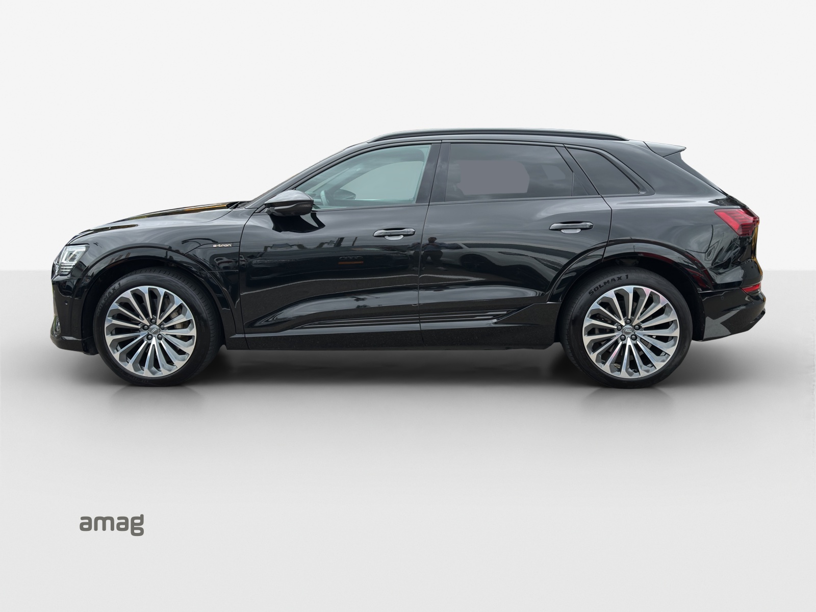 AUDI e-tron 55 S Line quattro-showroom-element-1