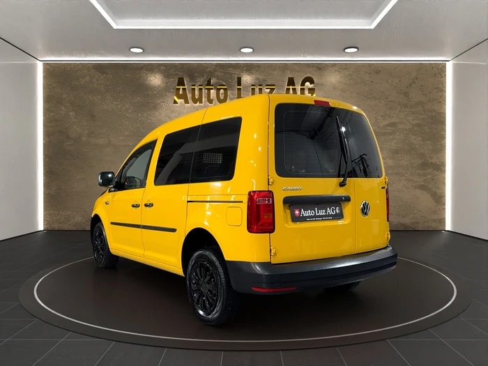 VW VW Caddy 2.0TDI 4Motion BlueMotion Technology-image-4