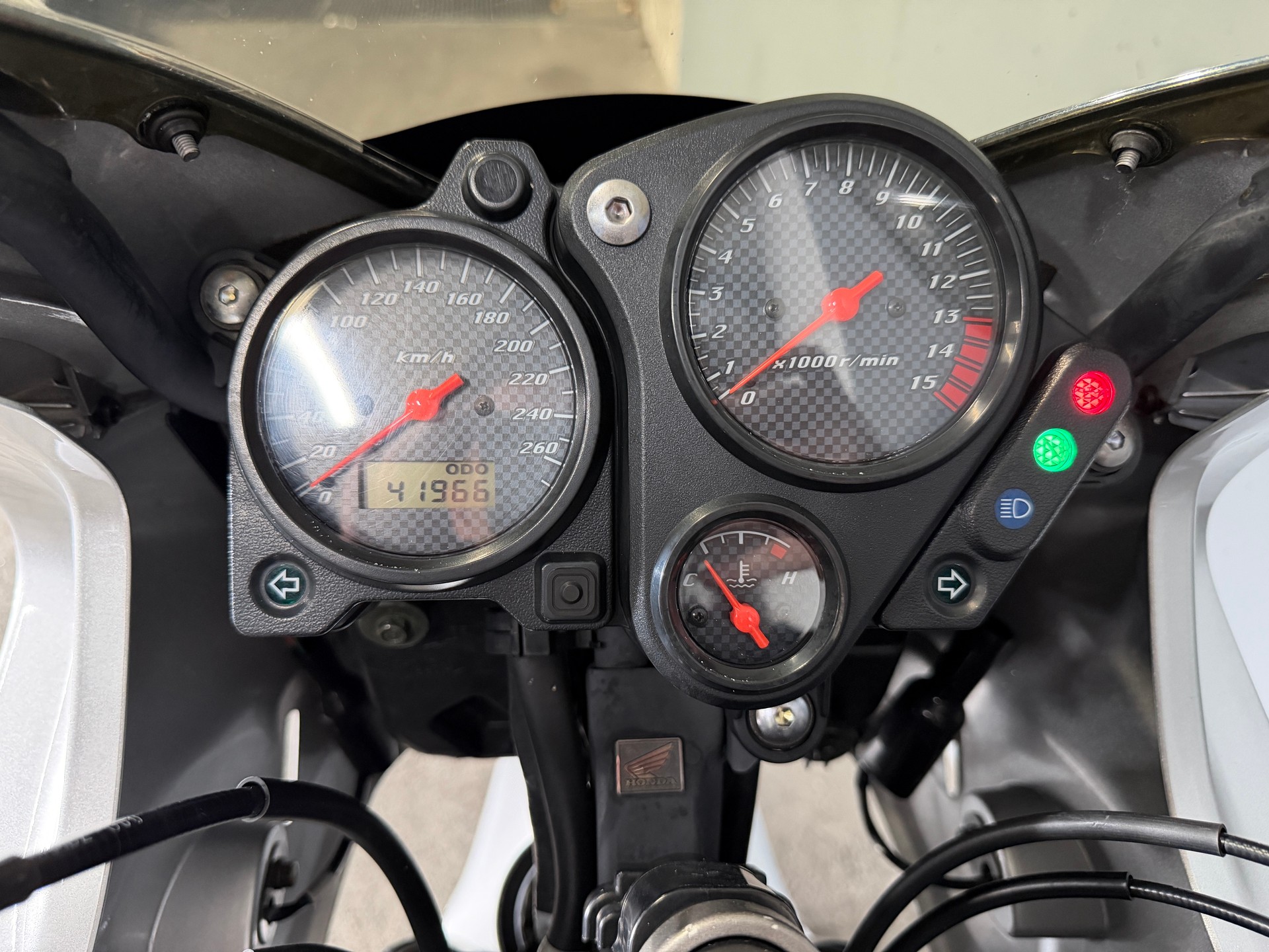 HONDA CB 600 F Hornet-S-image-4