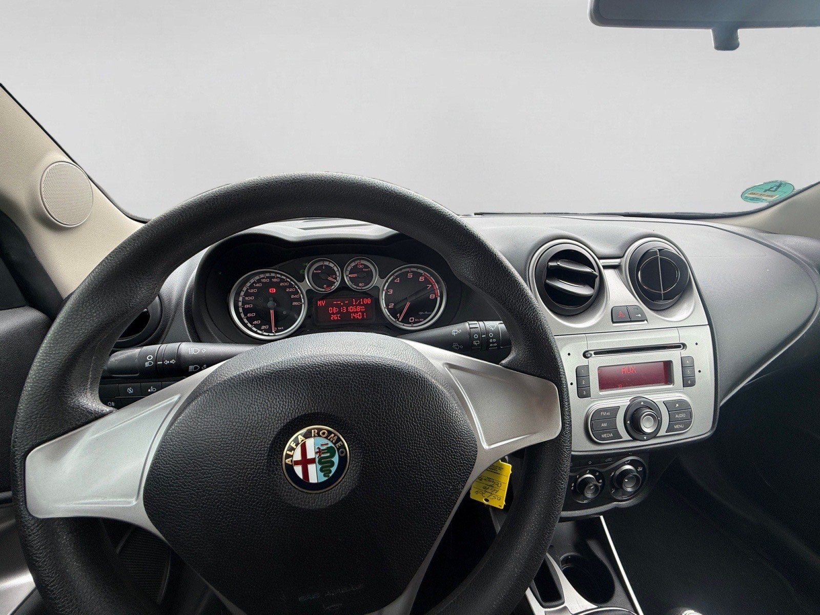 ALFA ROMEO MiTo 1.4 Impression-image-9