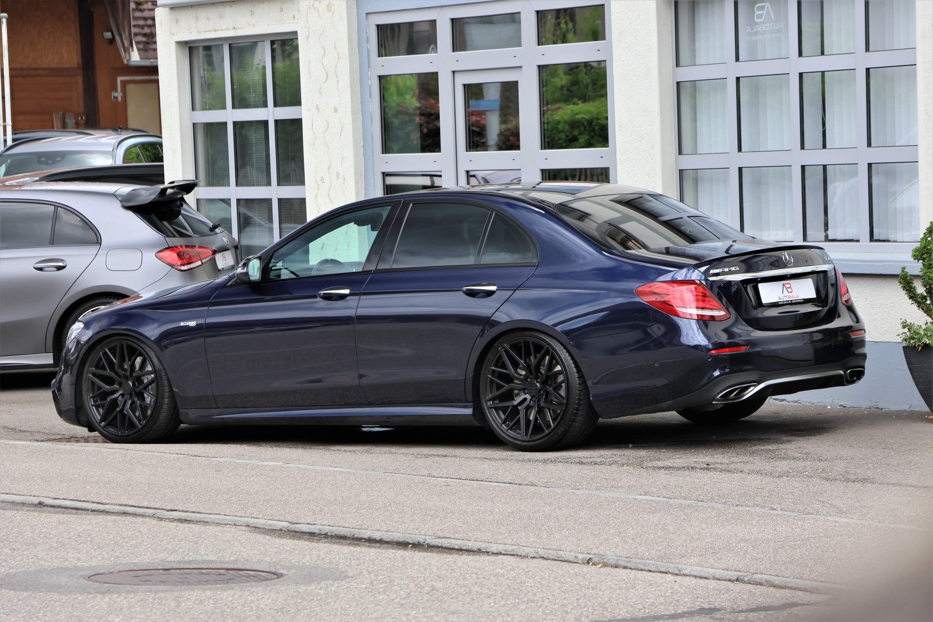 MERCEDES-BENZ E 43 AMG 4Matic 9G-Tronic (CH)-image-4