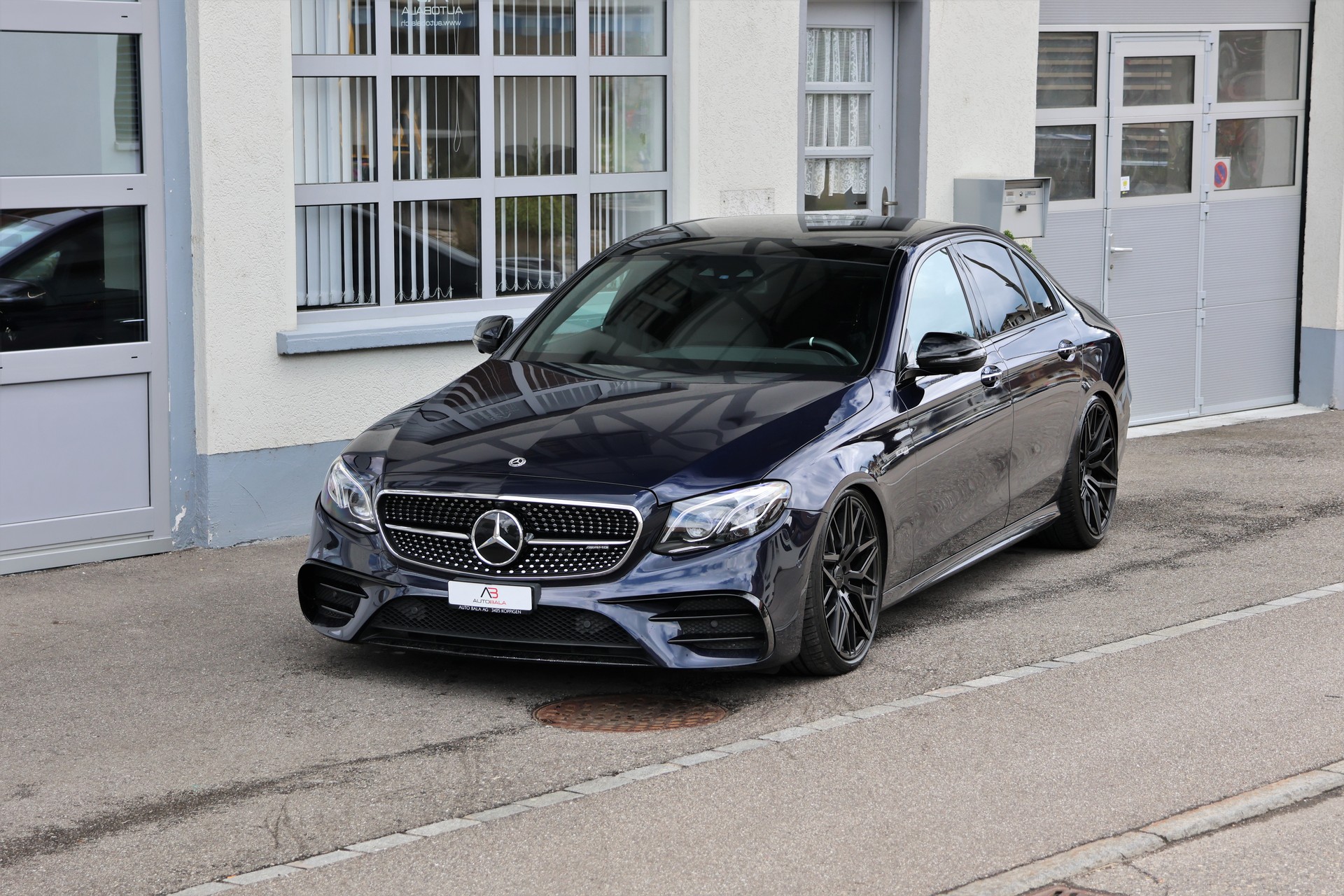 MERCEDES-BENZ E 43 AMG 4Matic 9G-Tronic (CH)