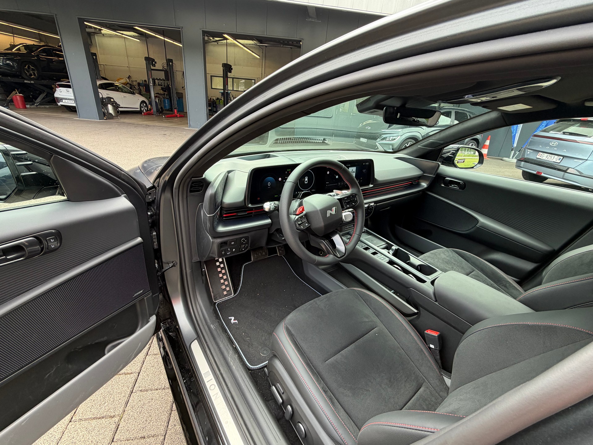 HYUNDAI Ioniq 6 84kWh N Line 4WD-image-4