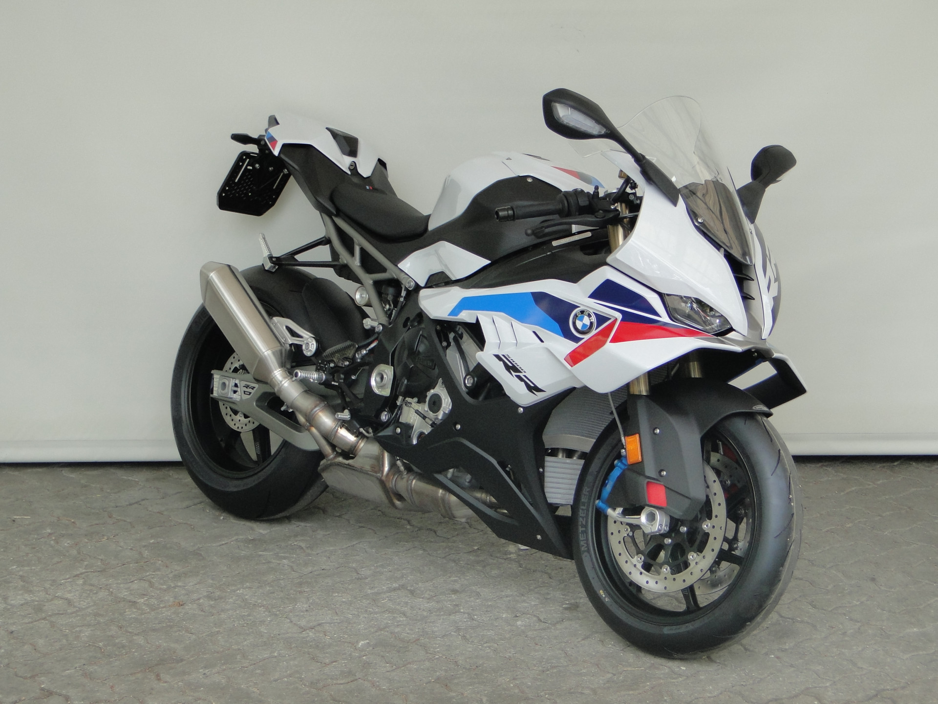 BMW S 1000 RR M mit Schmiedefelgen-showroom-element-1