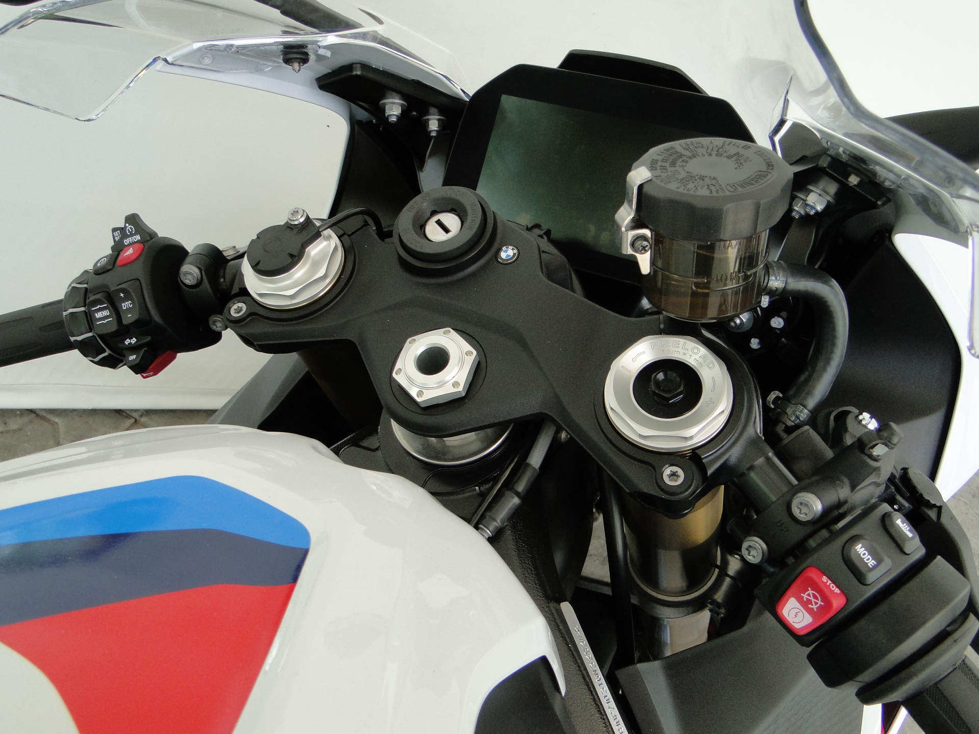 BMW S 1000 RR M mit Schmiedefelgen-image-6