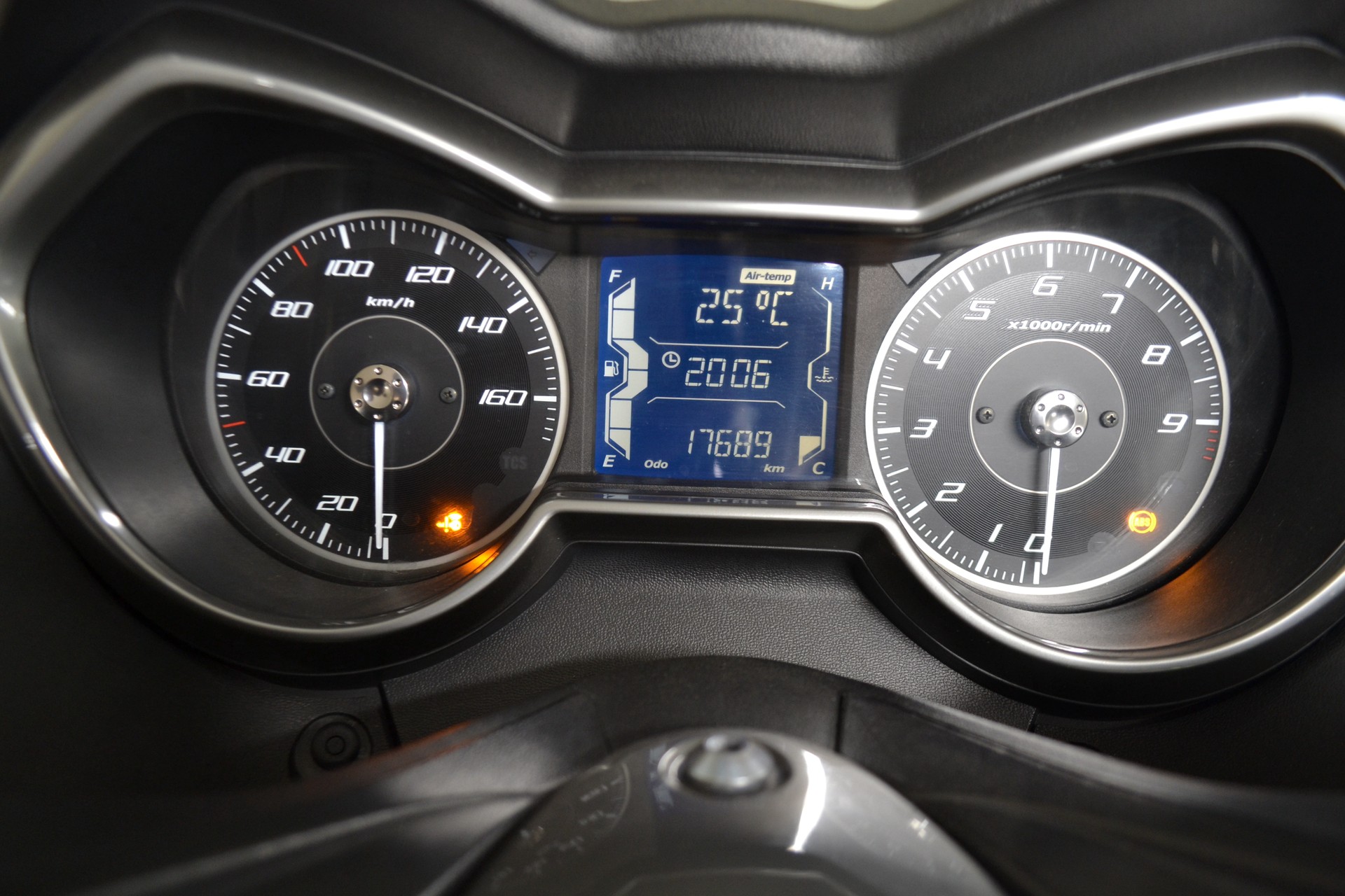 YAMAHA X-Max 300-image-4