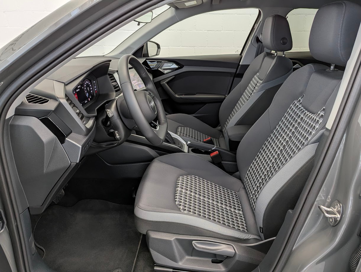 AUDI A1 Sportback 1.0 30 TFSI Allstreet S-Tronic*5J GAR 1.HAND VOLL-LED SPORTSITZE SITZHEIZUNG ACC KLIMA*-showroom-element-3