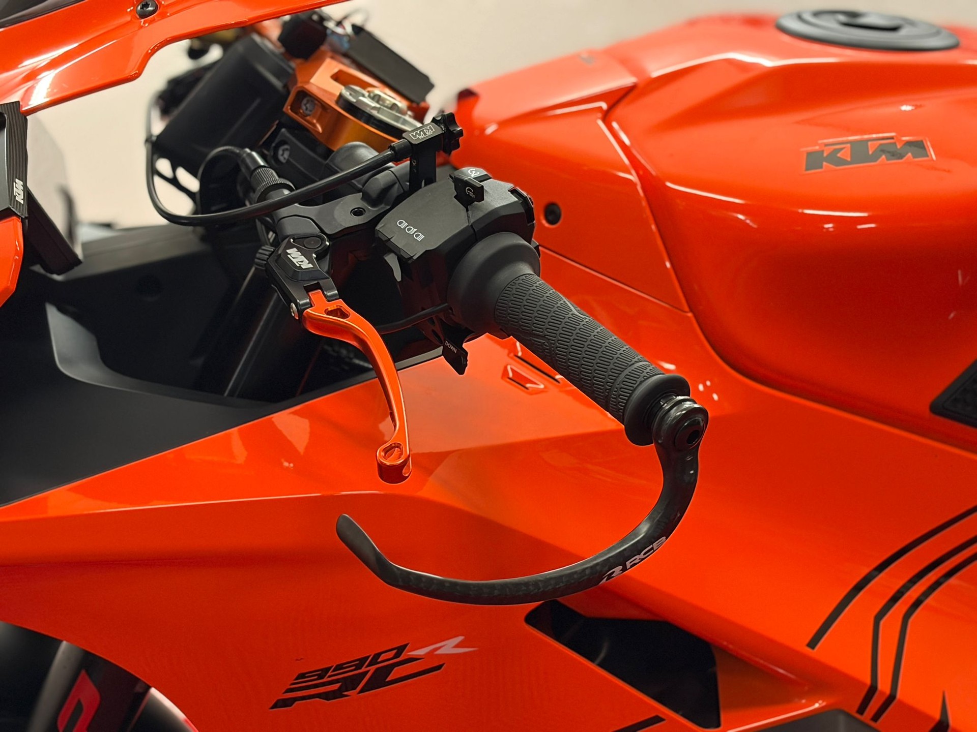 KTM RC 990 R SPEZIAL-image-11