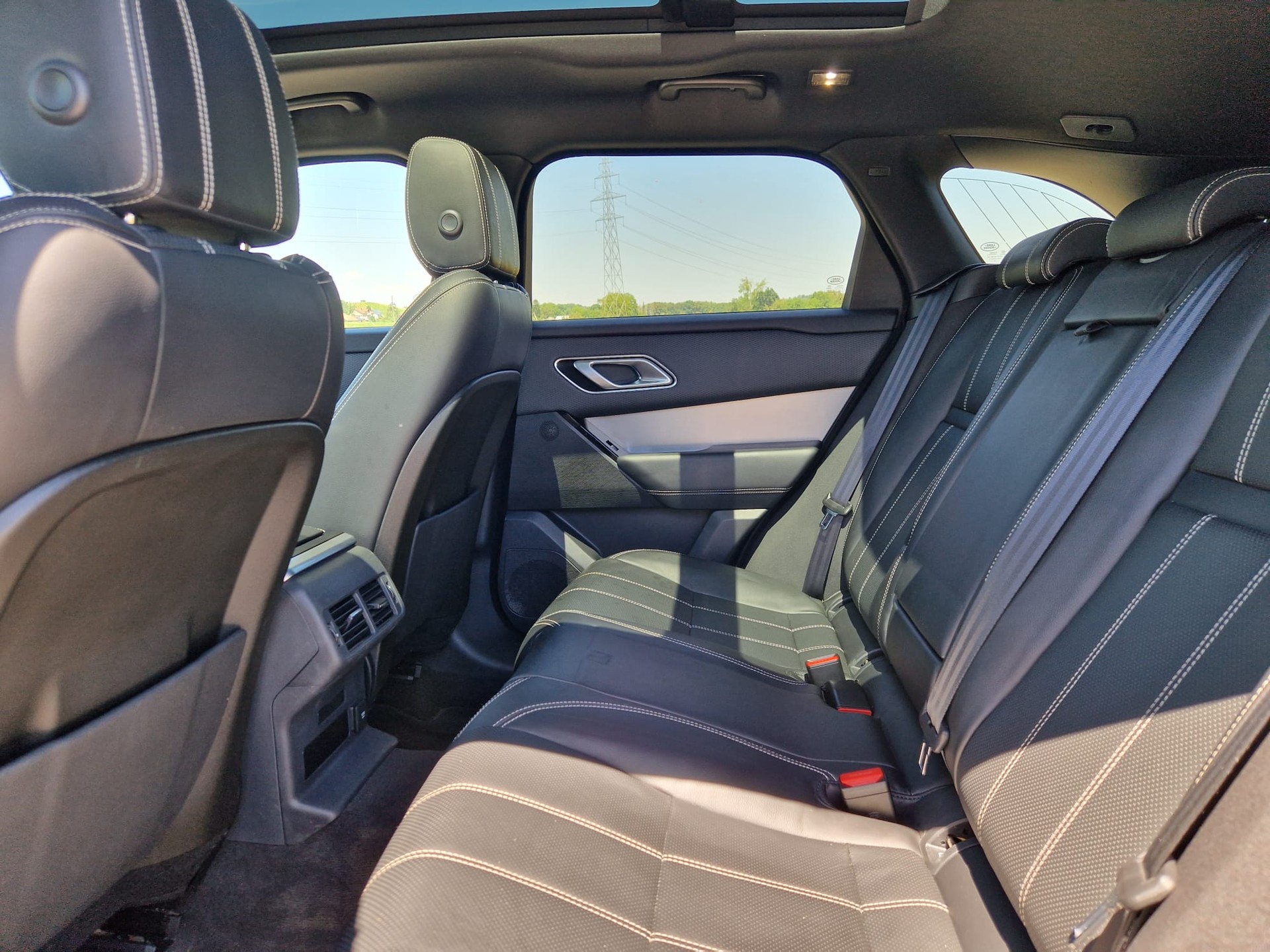 LAND ROVER Range Rover Velar R-Dynamic P 300 S Automatic-image-8