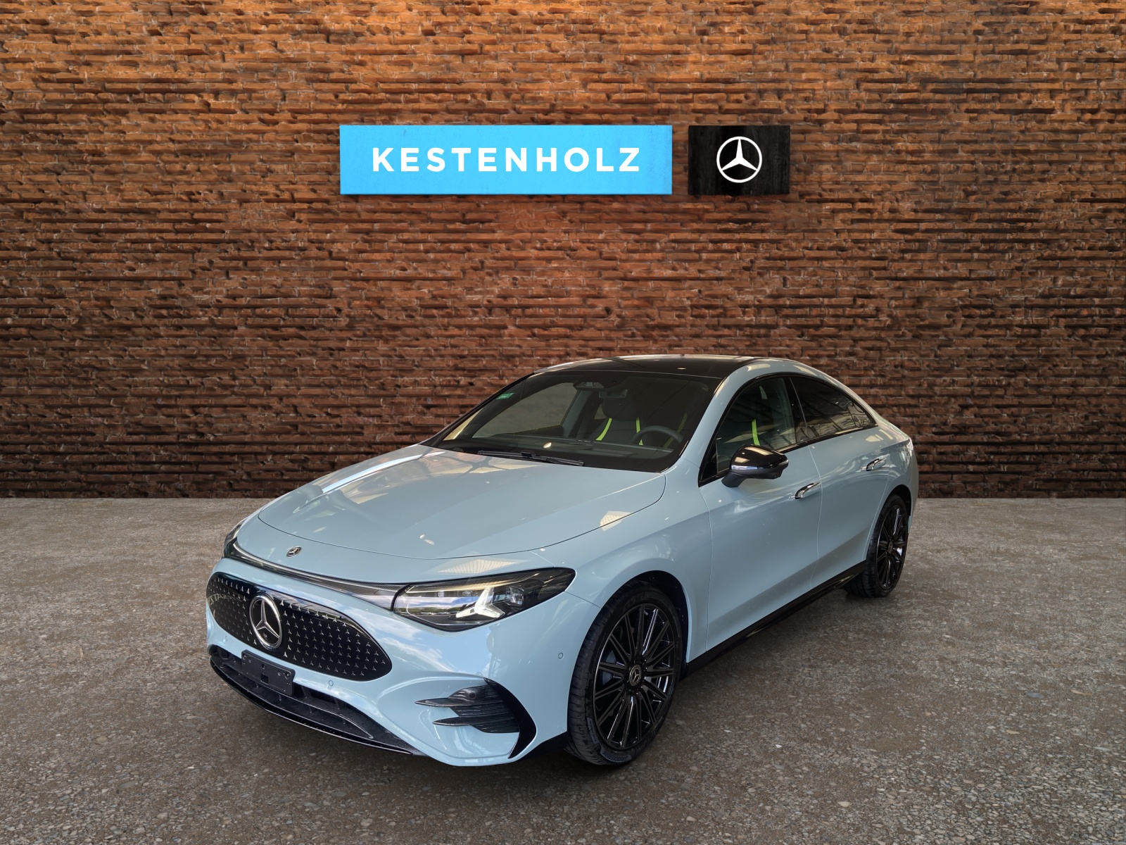 MERCEDES-BENZ CLA 350 4 Matic 85 kWh EQ-showroom-element-1