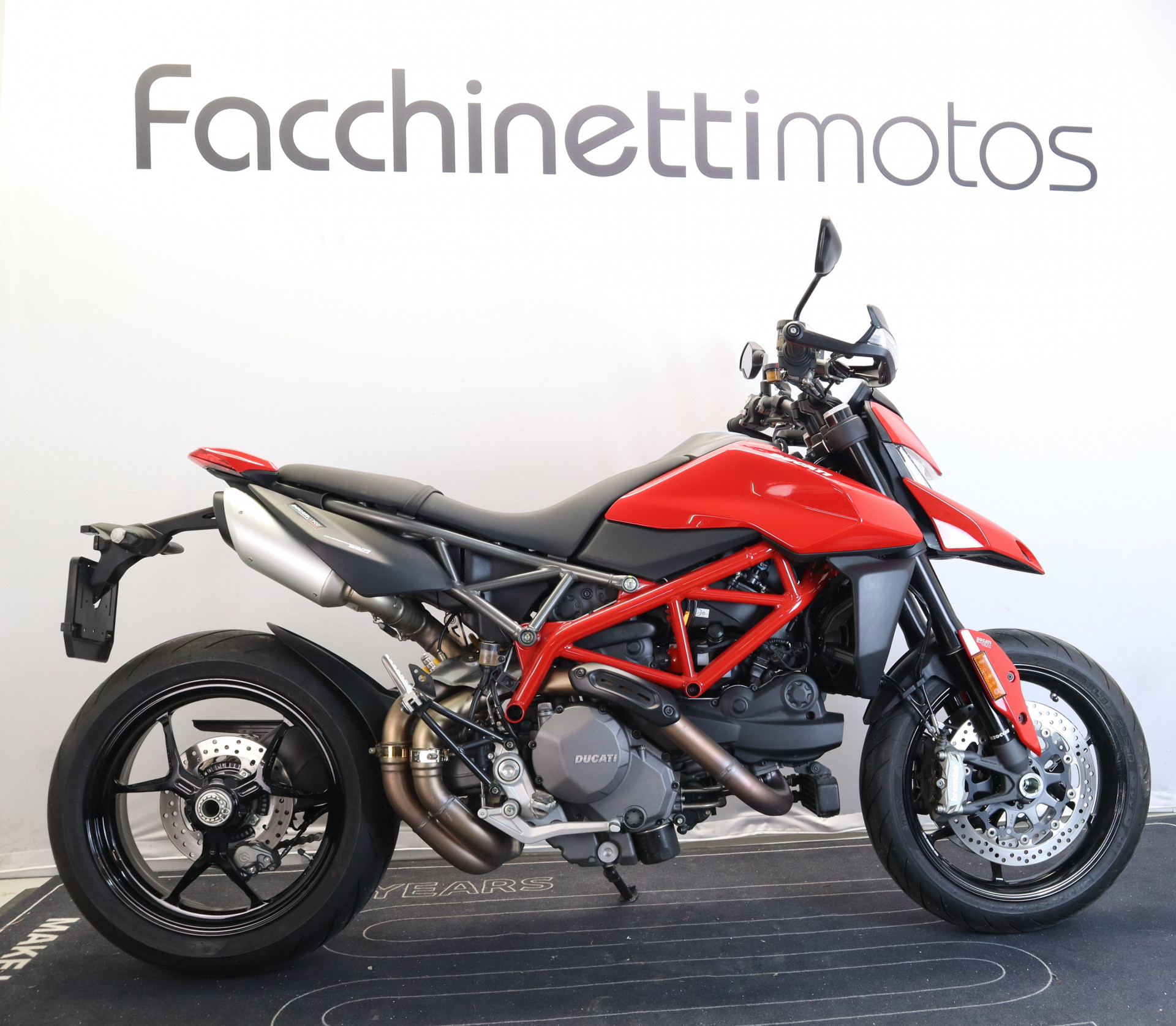 DUCATI Hypermotard 950-image-0