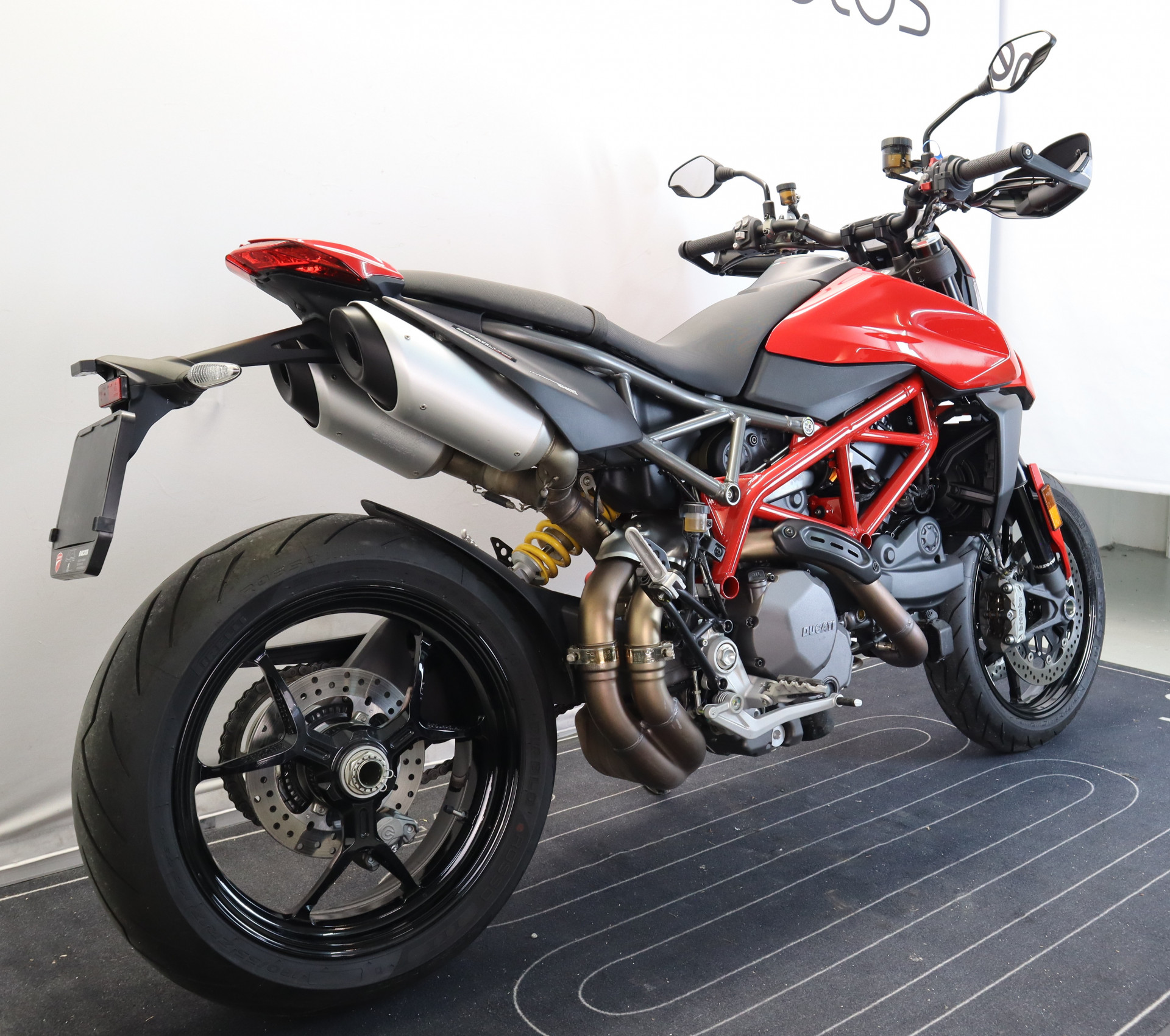 DUCATI Hypermotard 950-image-2