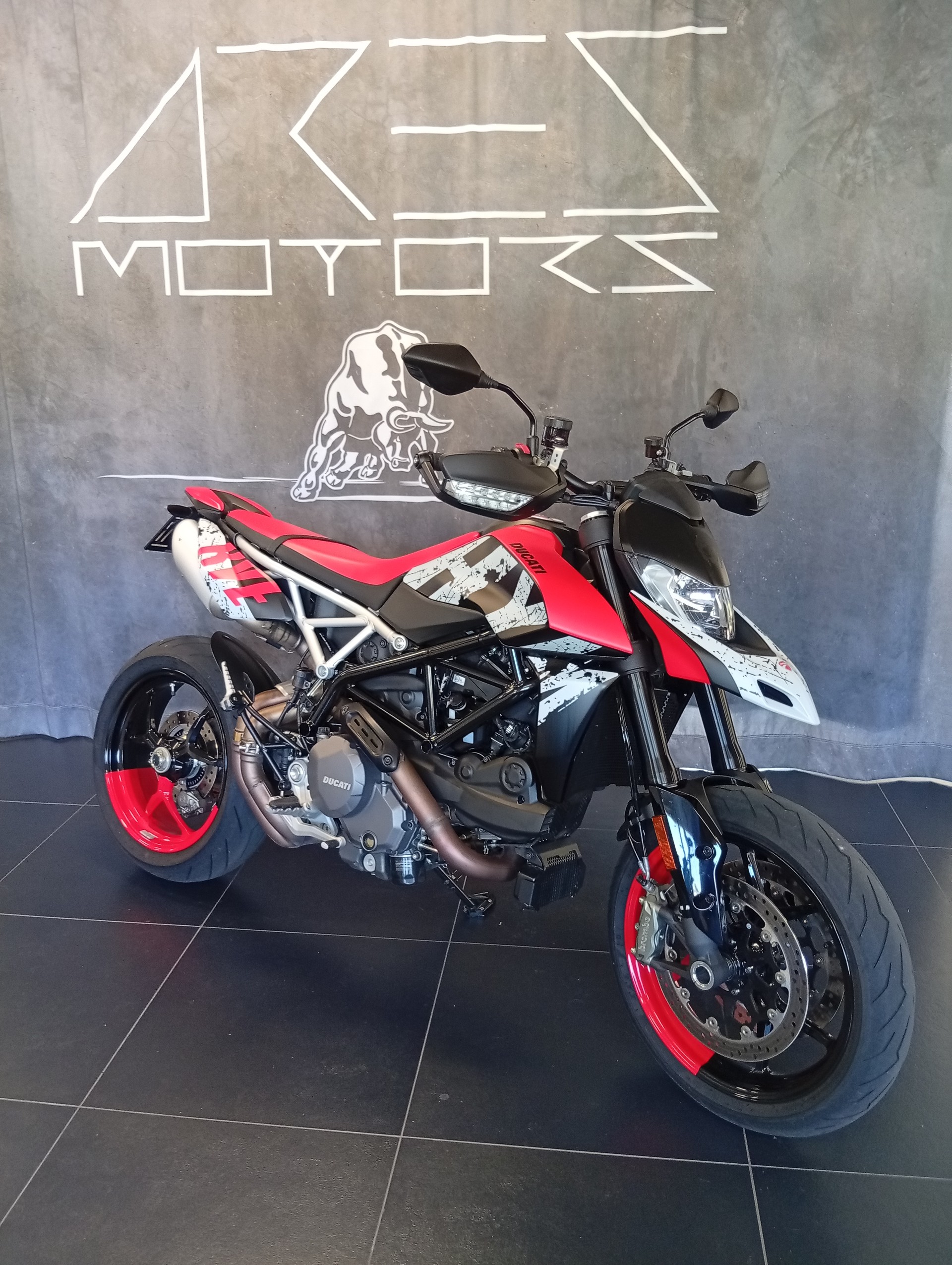 DUCATI Hypermotard 950 RVE-image-1