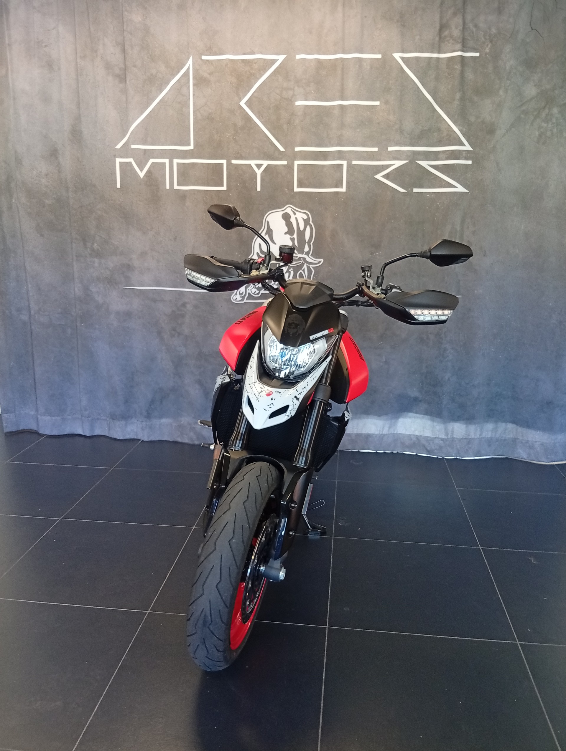 DUCATI Hypermotard 950 RVE-image-2