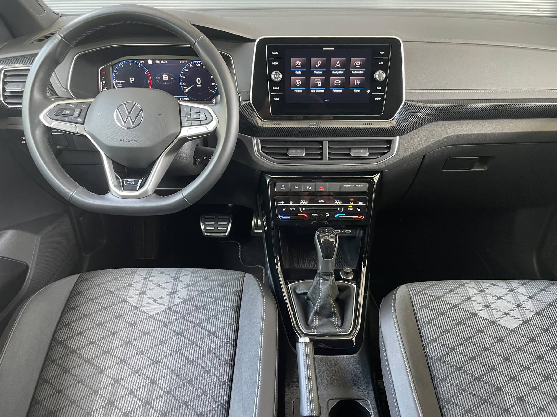 VW T-Cross 1.5 TSI R-Line DSG-image-6