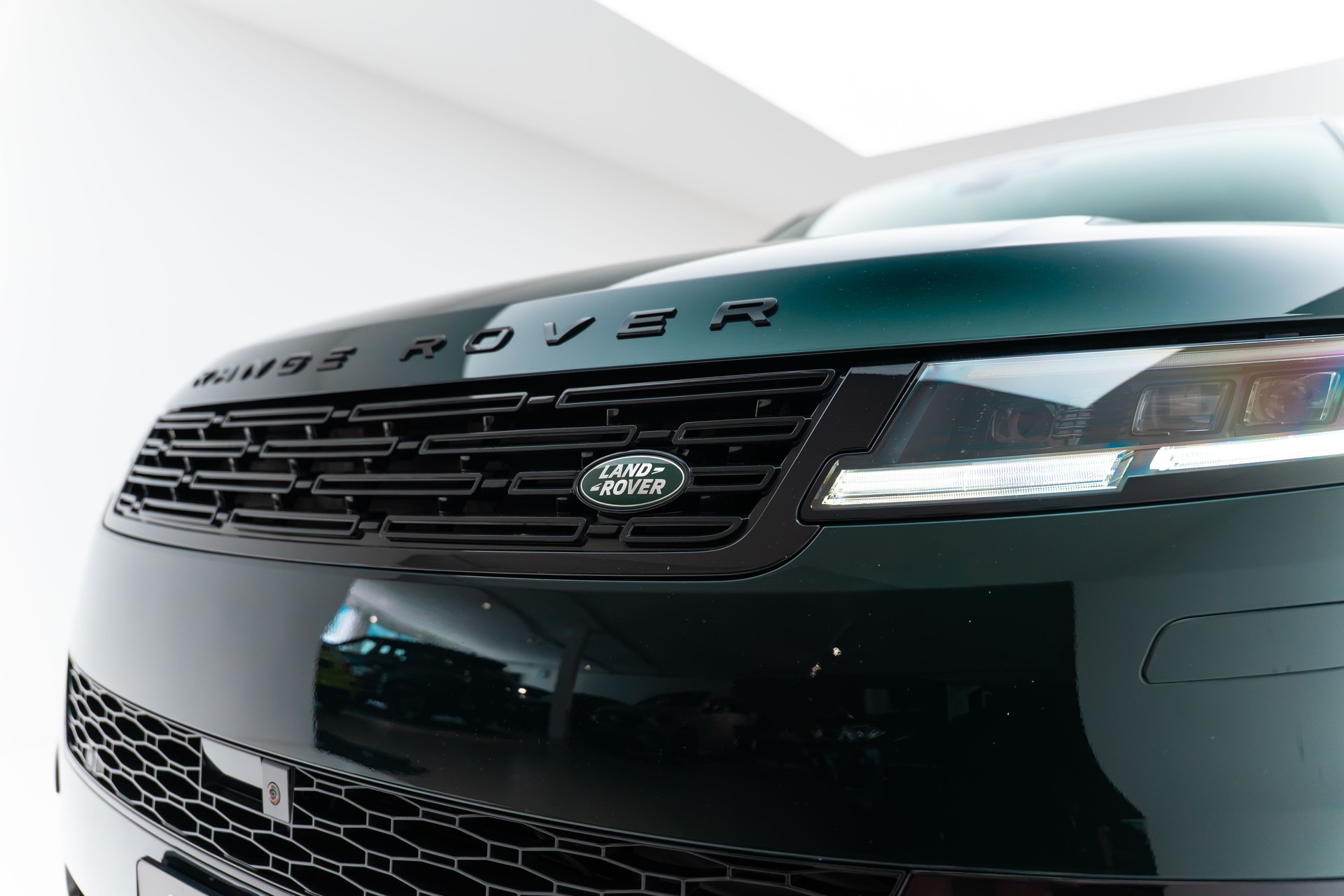 LAND ROVER Range Rover Sport P530 4.4 V8 Autobiography Automatic-image-4