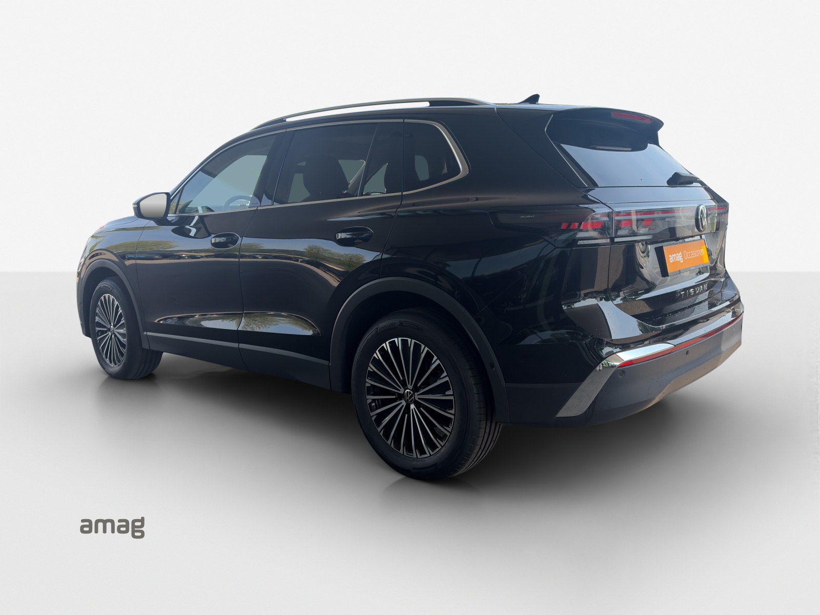 VW Tiguan 2.0 TSI DSG Elegance 4Motion-showroom-element-2