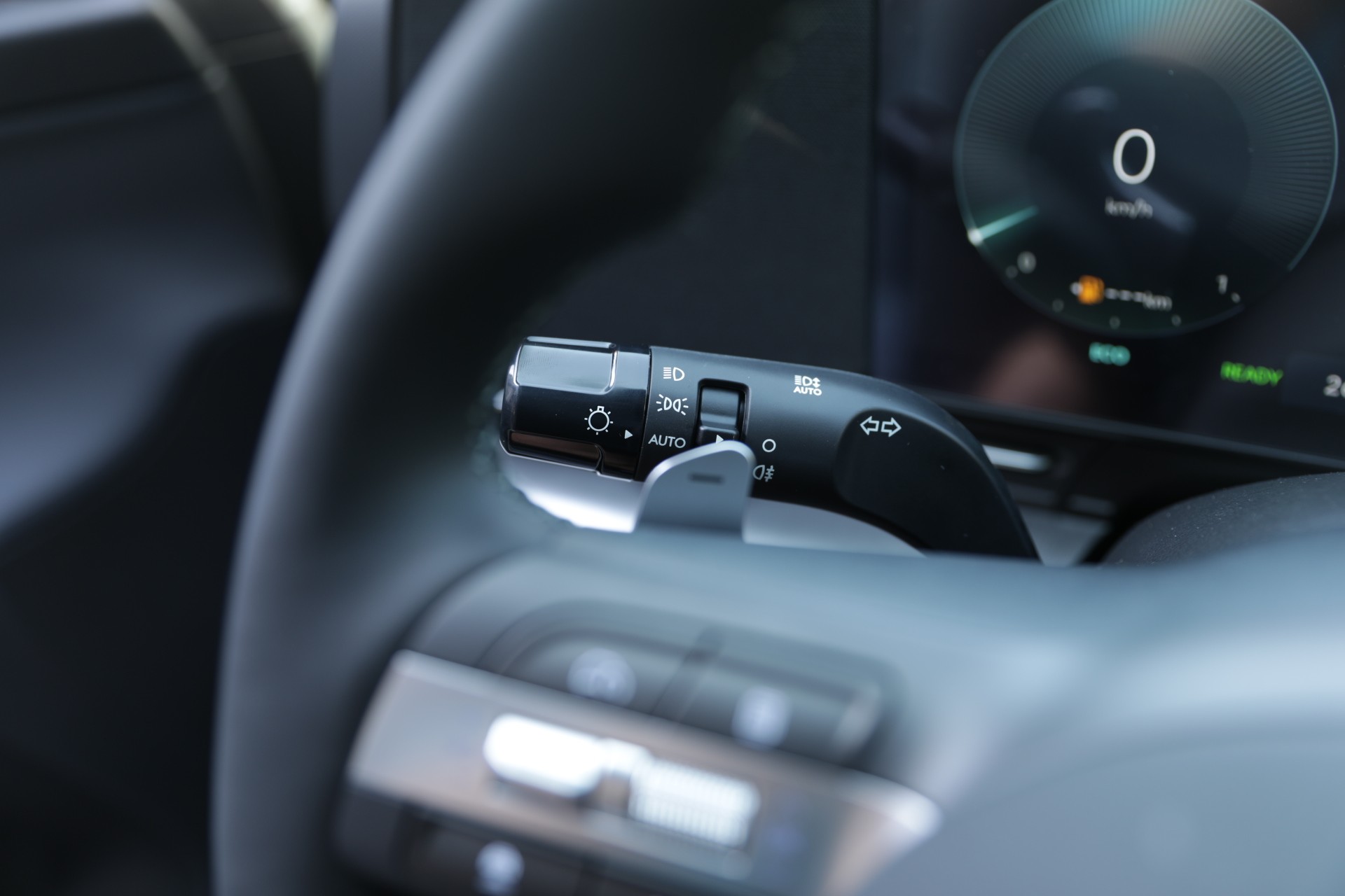 HYUNDAI Kona 1.6 GDi HEV Amplia DCT-image-10