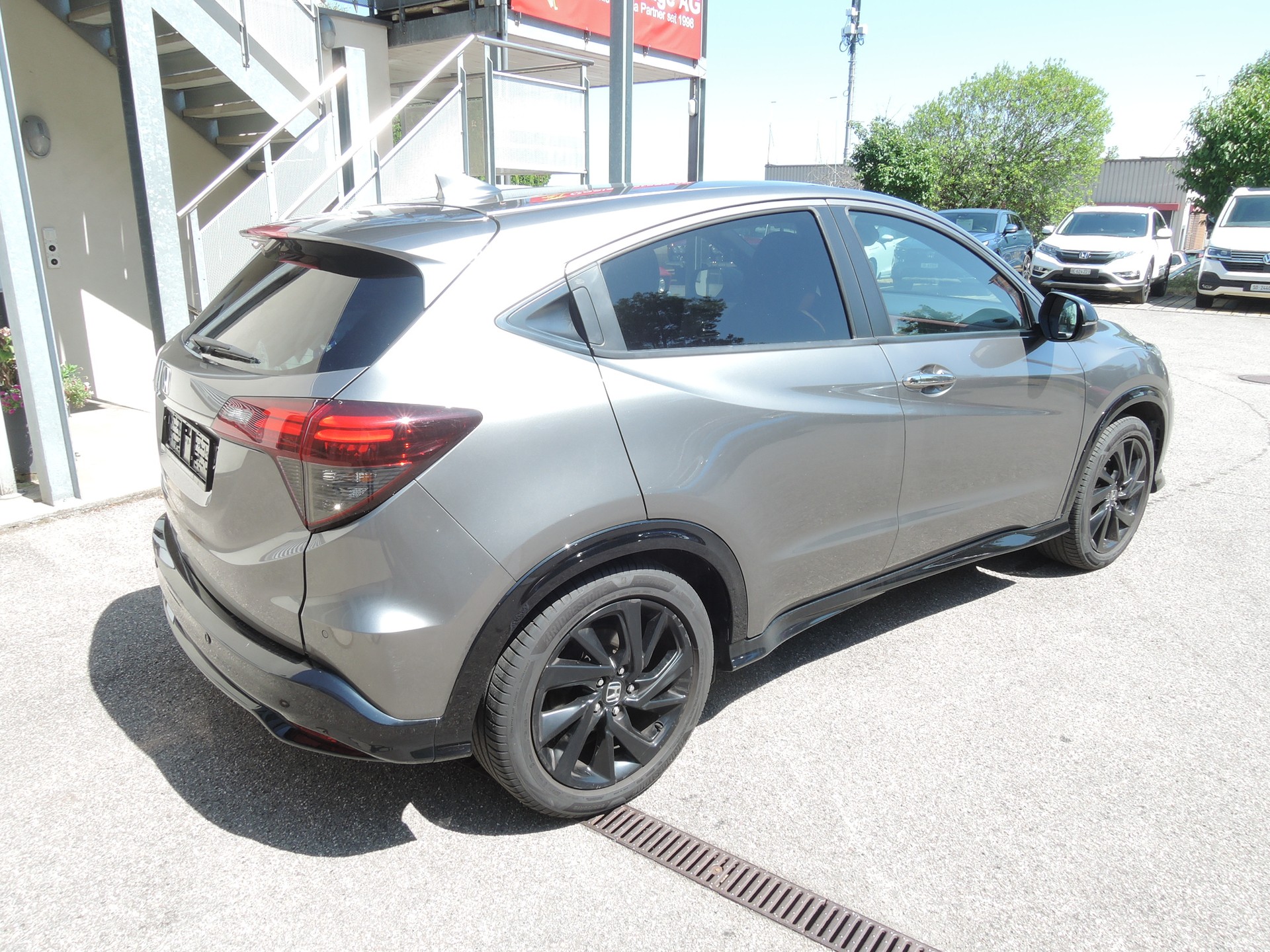 HONDA HR-V 1.5i-VTEC Turbo CVT-showroom-element-3
