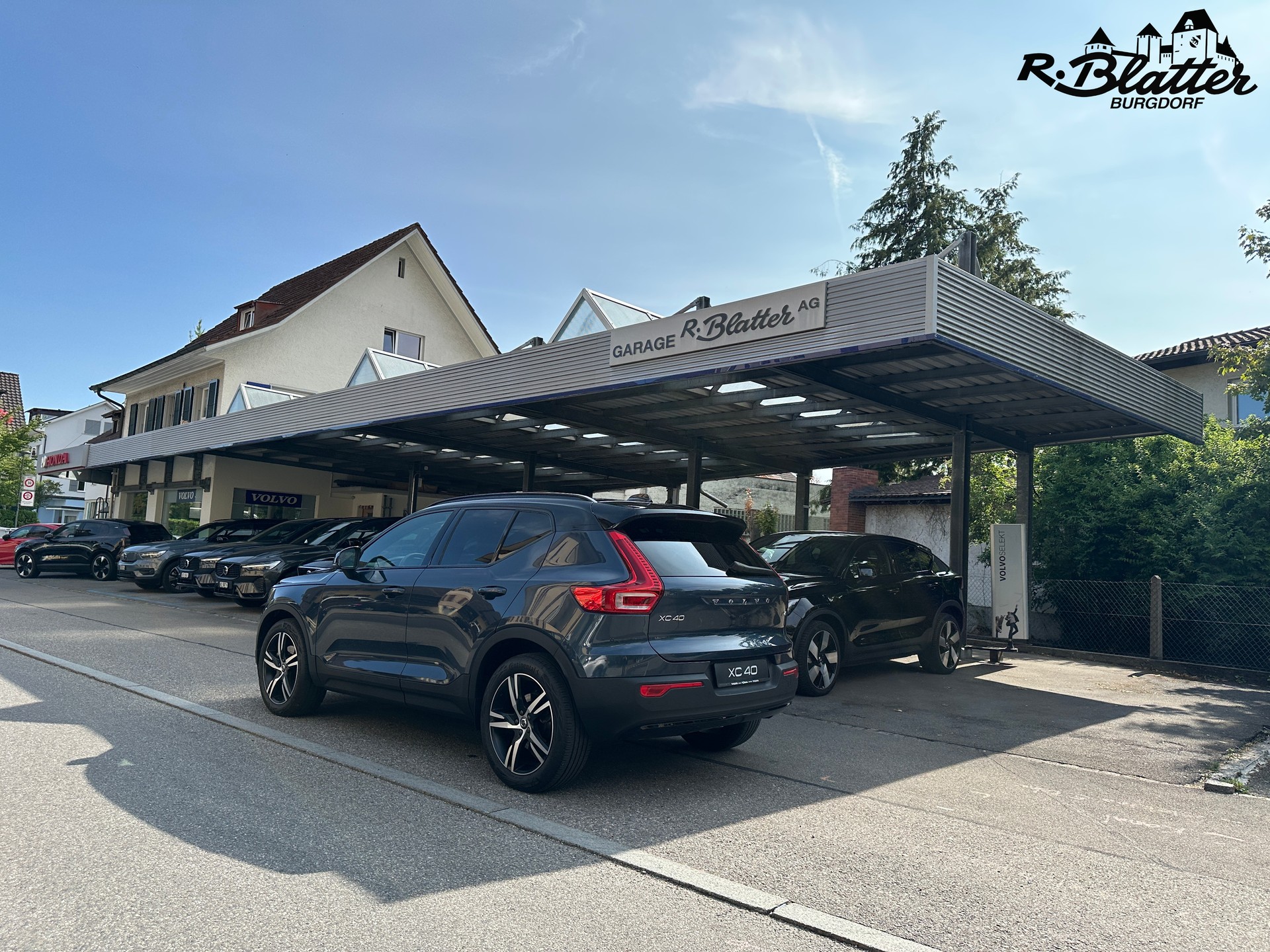 VOLVO XC40 B4 Benzin Mild Hybrid AWD R-Design Geartronic-showroom-element-3