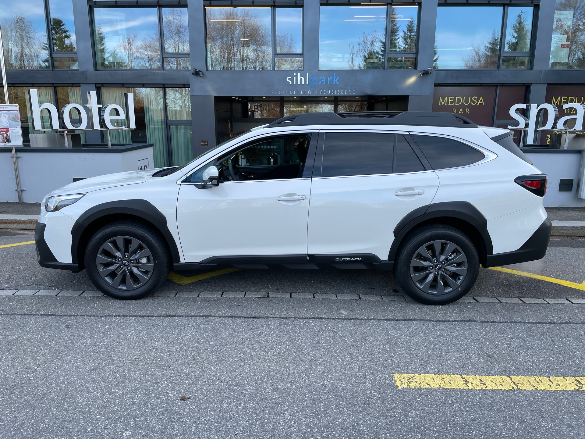 SUBARU Outback 2.5i Advantage AWD Lineartronic-image-8