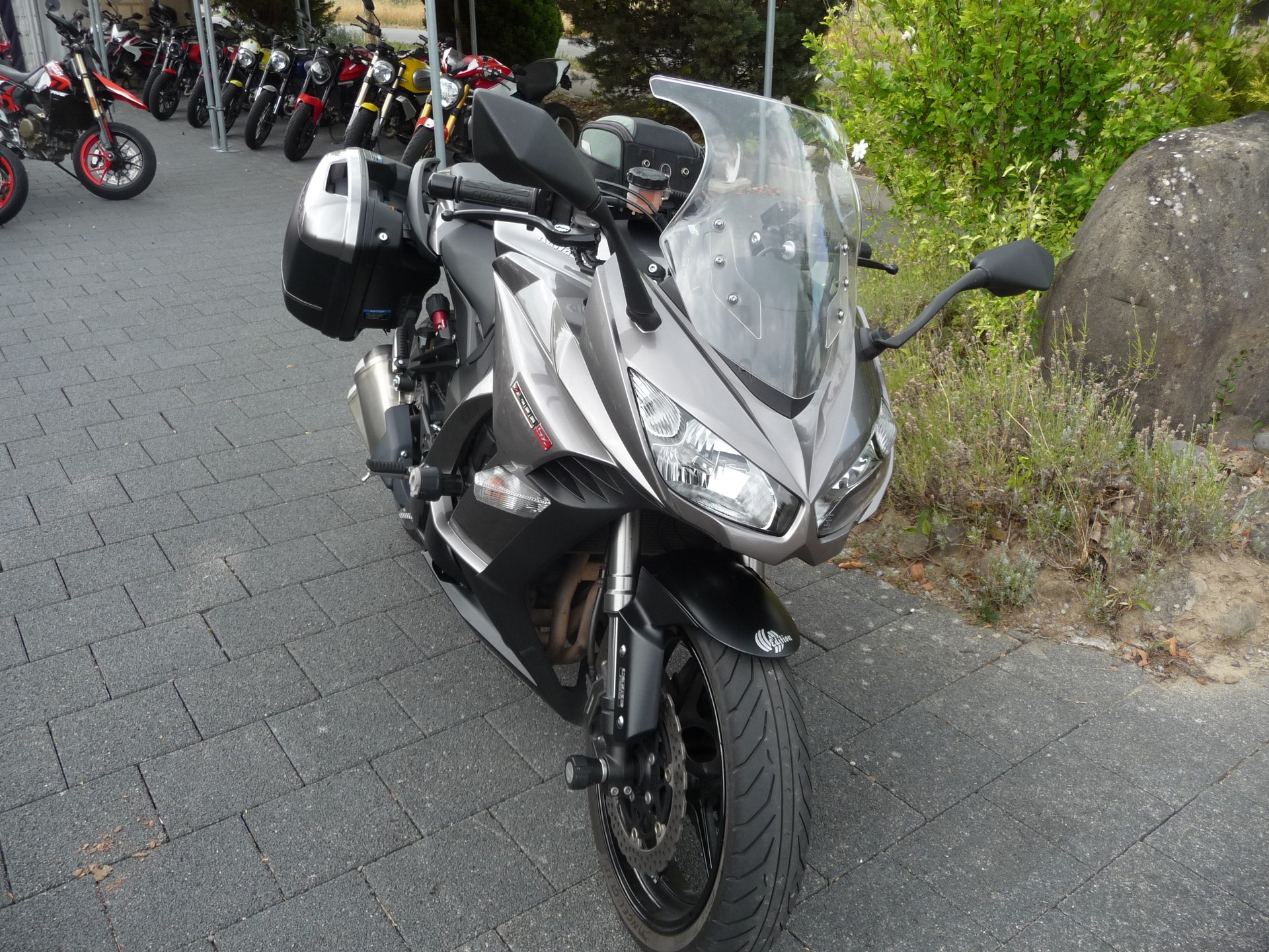 KAWASAKI Z 1000 SX ABS-image-2