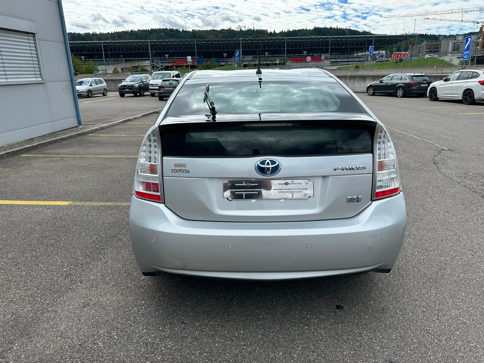 TOYOTA Prius 1.8 16V HSD Luna