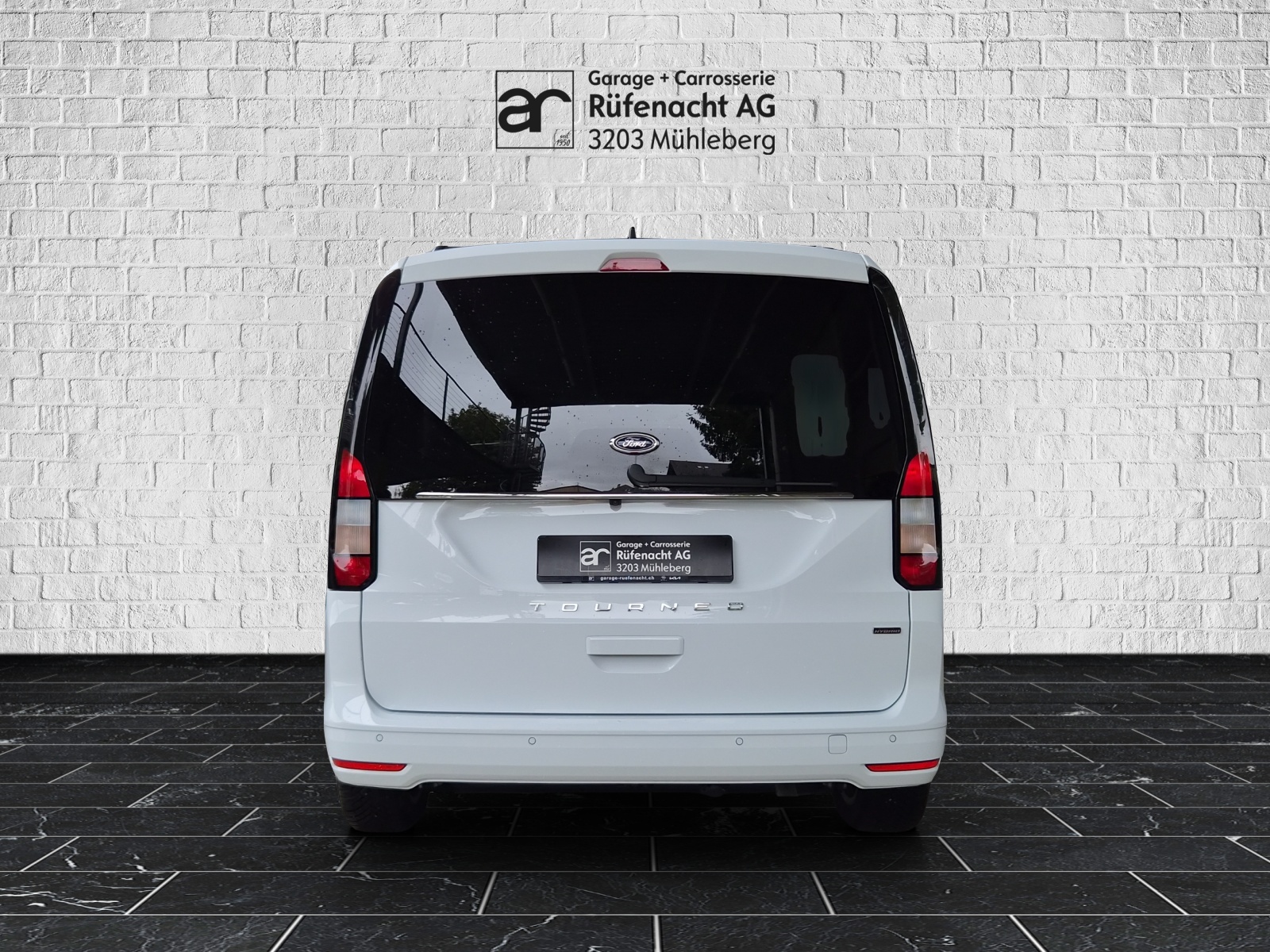 FORD TOURNEO Connect 1.5 EcoBoost 150 Titanium PHEV-showroom-element-3