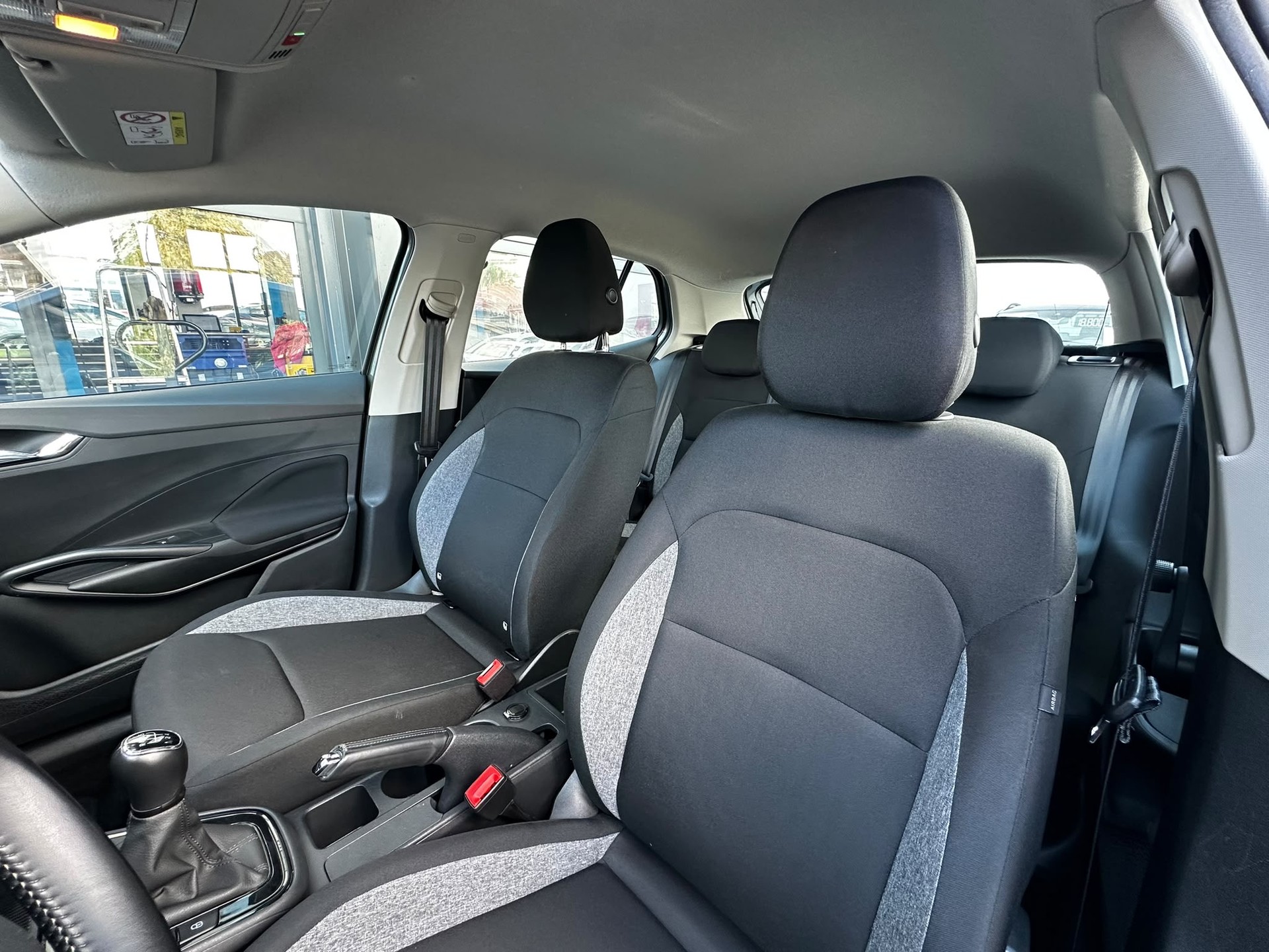 SKODA Fabia 1.0 MPI Active-image-10