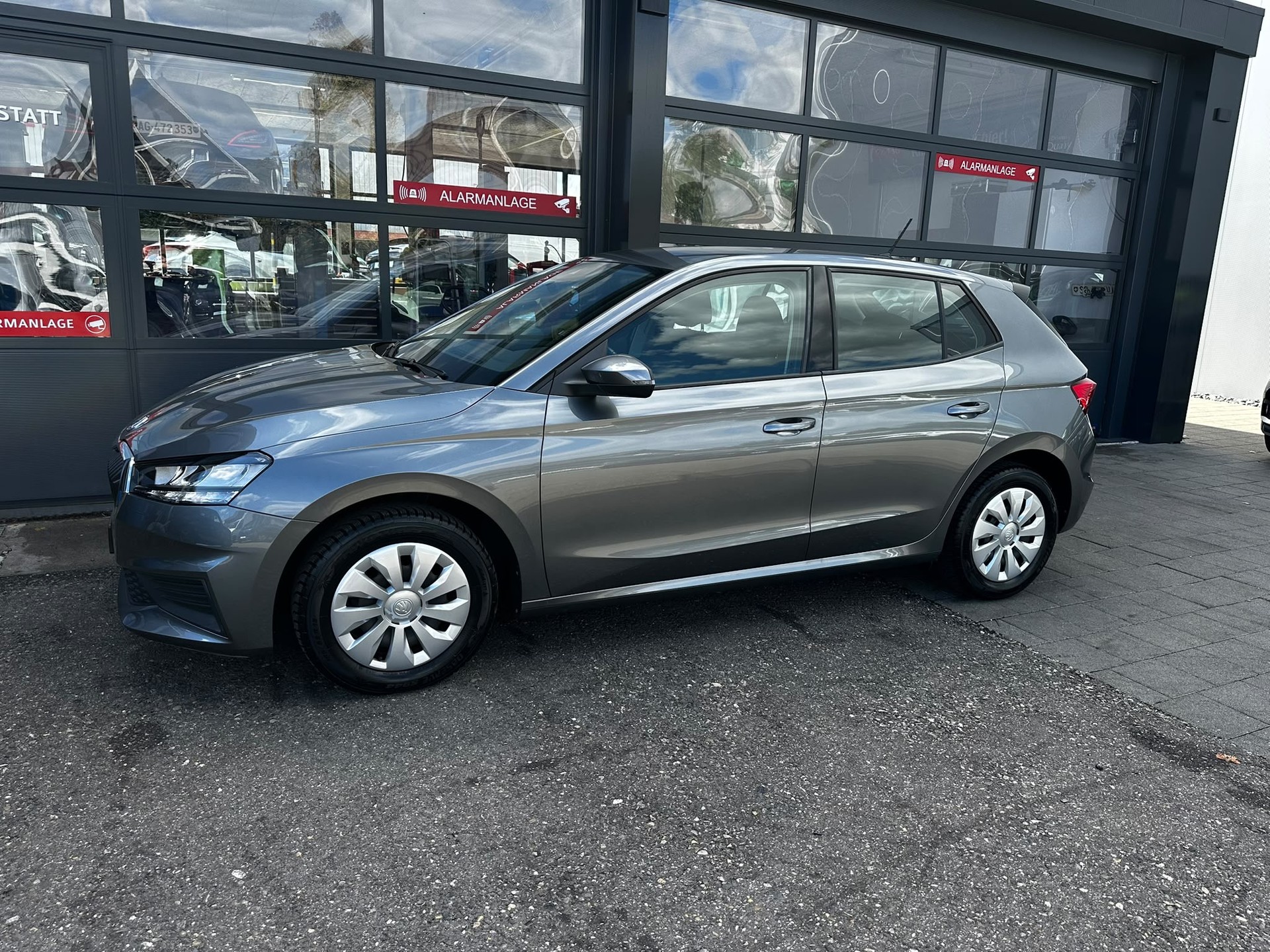 SKODA Fabia 1.0 MPI Active-showroom-element-1