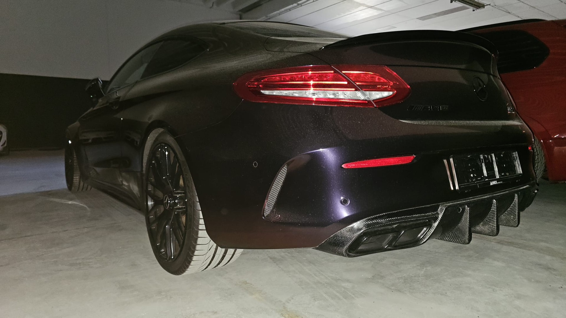 MERCEDES-BENZ C 63 S AMG Edition 1 Speedshift-showroom-element-1