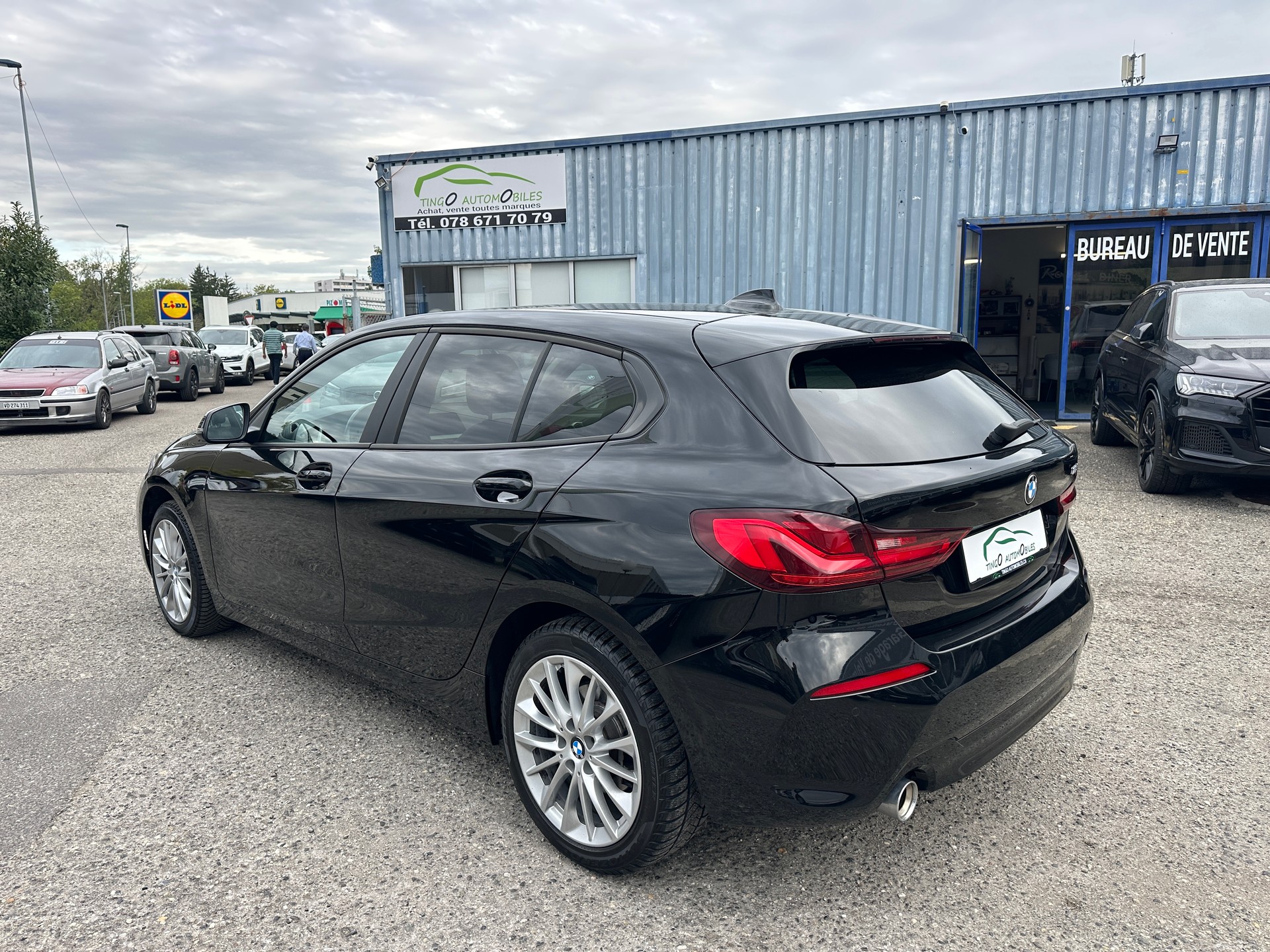 BMW 118i Steptronic (CH AUTO)-image-4