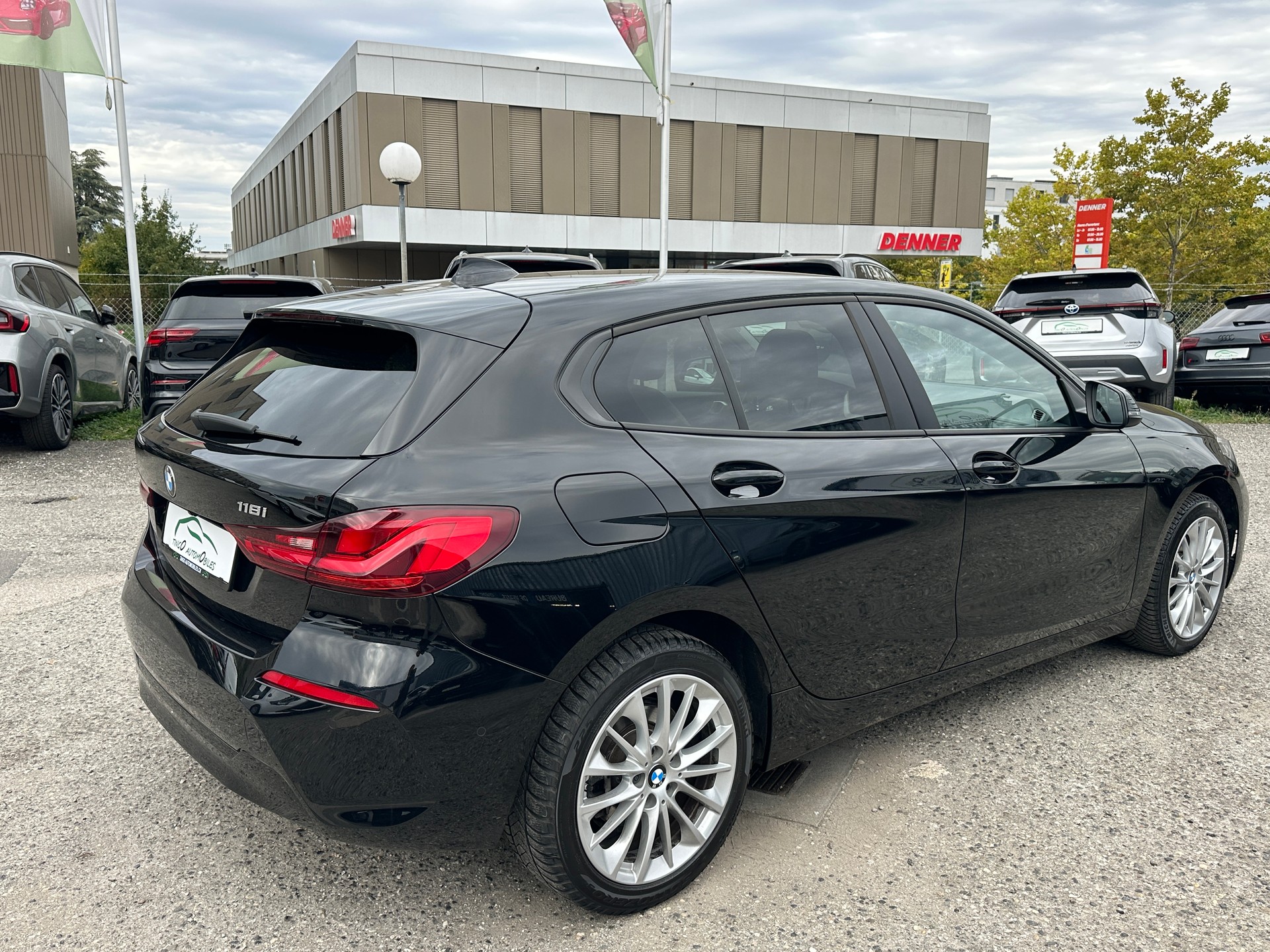 BMW 118i Steptronic (CH AUTO)-image-6