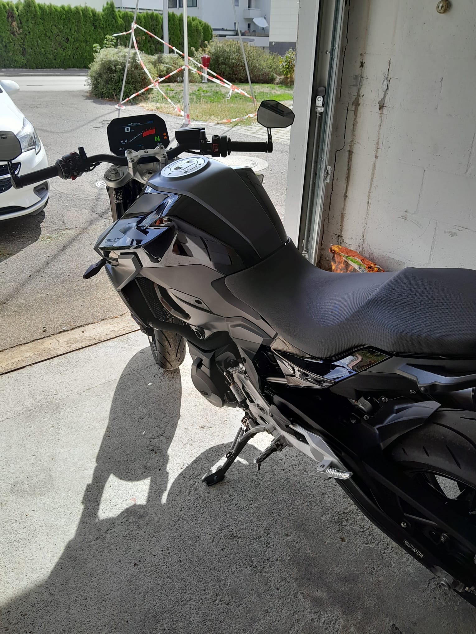 BMW F 900 R A2 (35kW)-image-3