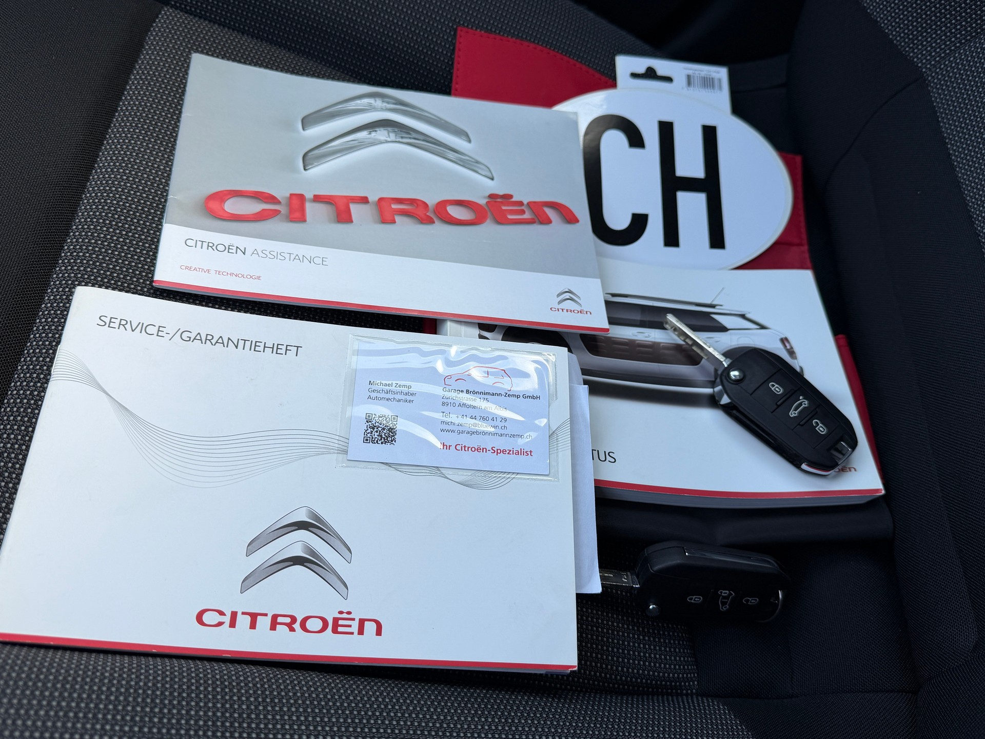 CITROEN C4 Cactus 1.6 e-HDi 90 Shine Ed. ETG-image-14