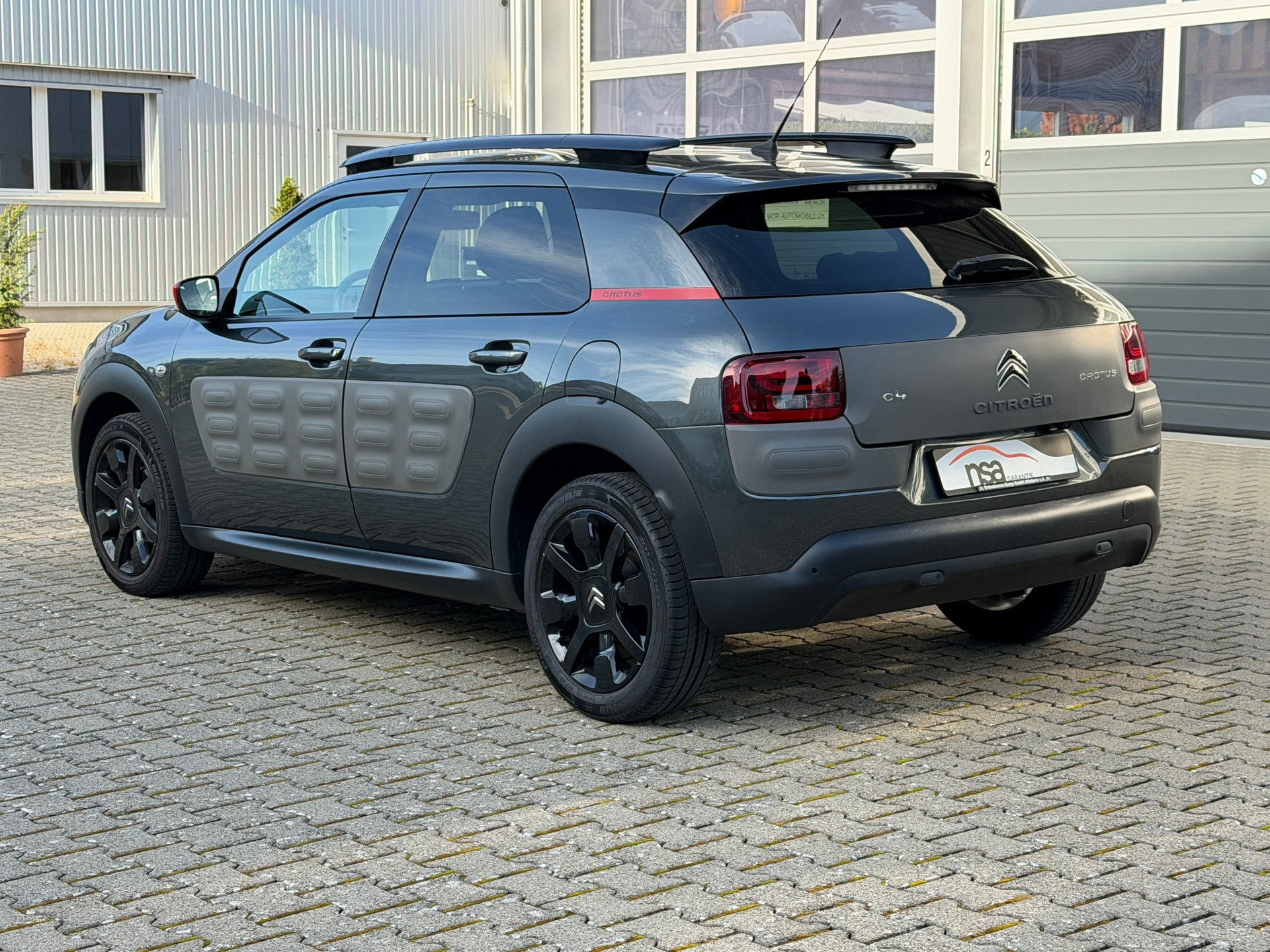 CITROEN C4 Cactus 1.6 e-HDi 90 Shine Ed. ETG-showroom-element-1