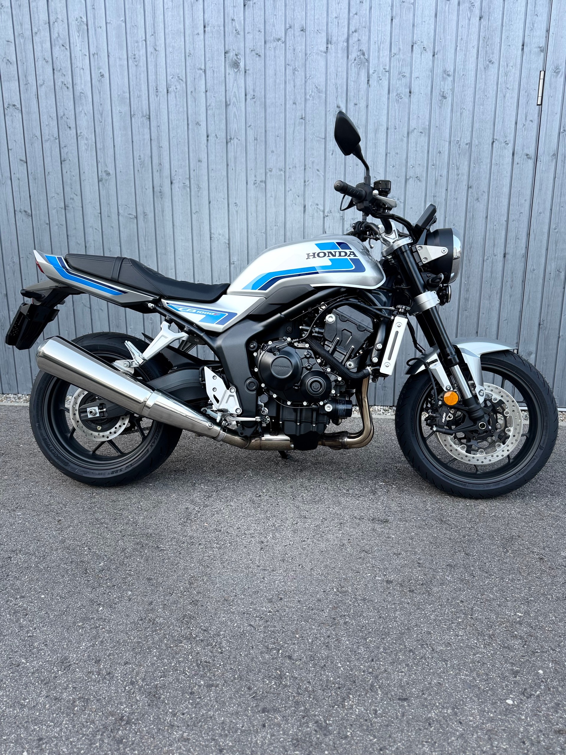 HONDA F-image-0