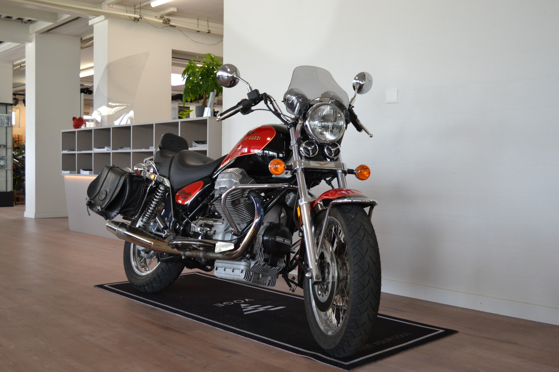 MOTO GUZZI California 1100C-image-1